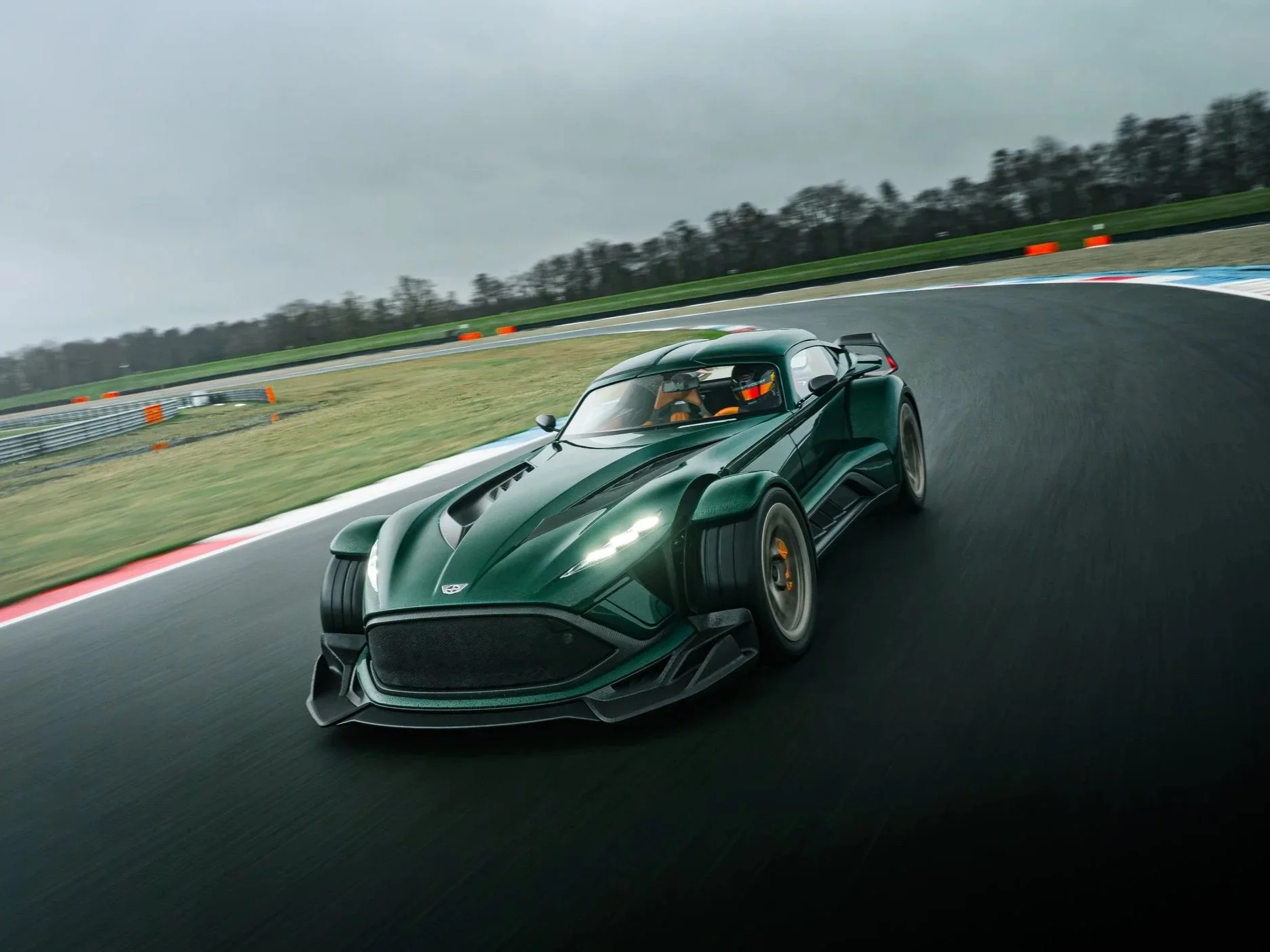 JPG+V3+2026-01-15+AB25240+Donkervoort+P24RS+-+TT+Assen-5.jpg