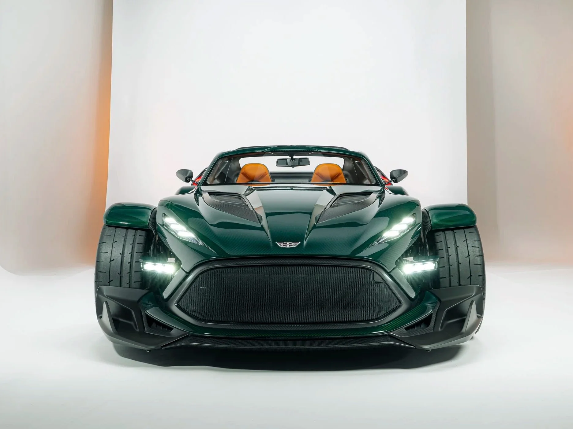 FINAL+LR+JPG+2026-01-10+AB25240+Donkervoort+P24RS+-+Studio+-+4000px-14.jpg