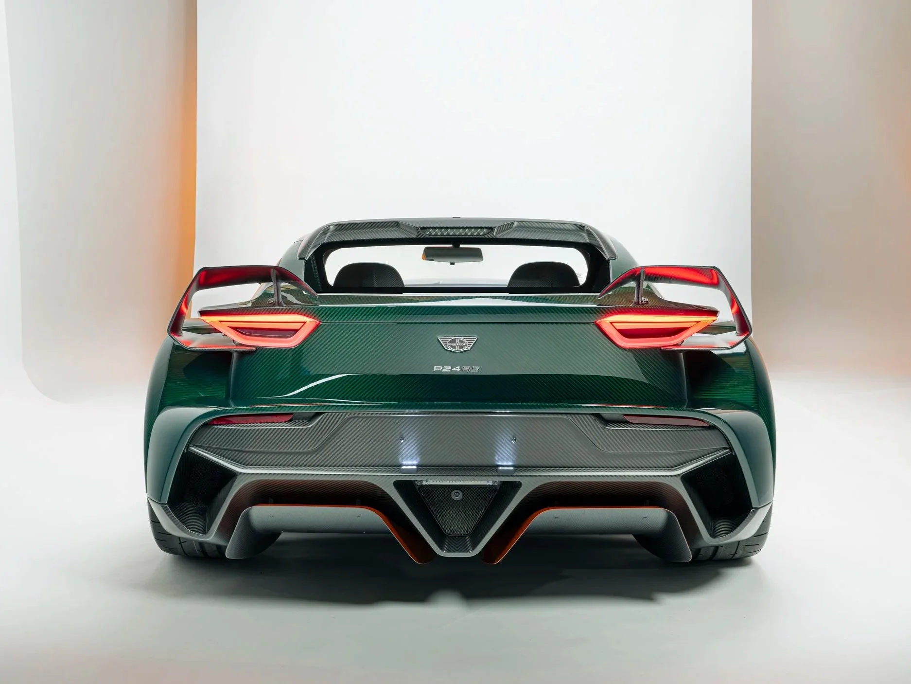FINAL+LR+JPG+2026-01-10+AB25240+Donkervoort+P24RS+-+Studio+-+4000px-18.jpg