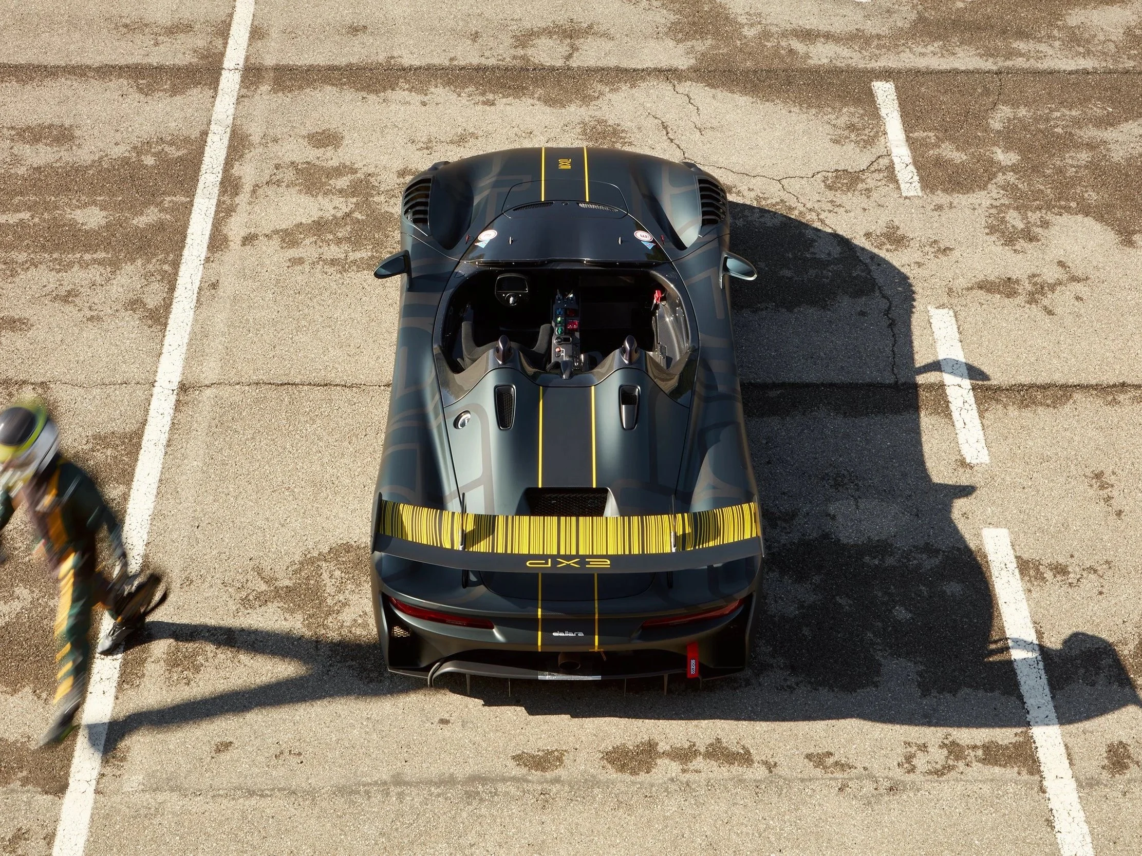 S_DALLARA_EXP_RACE_02.jpg