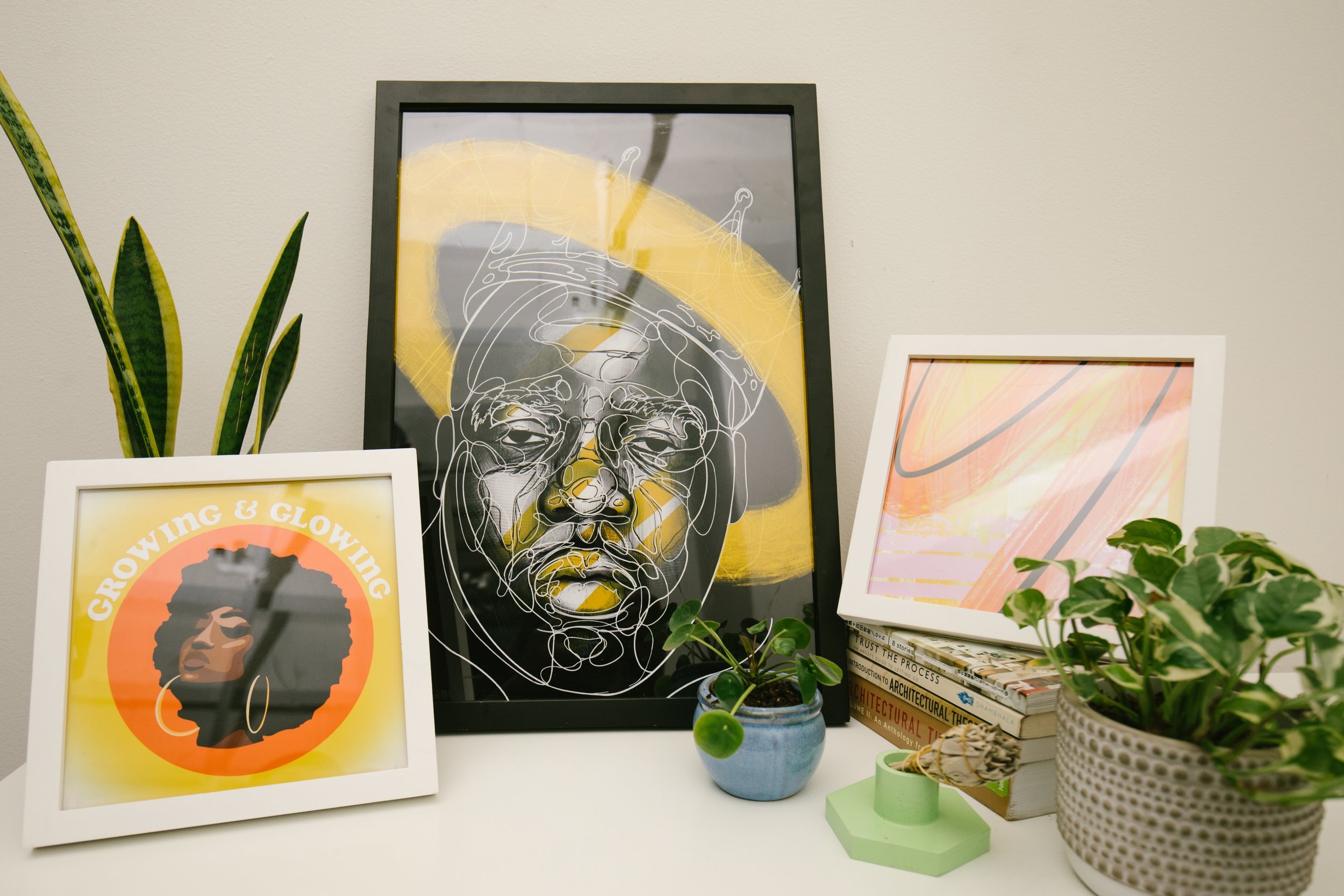 The Biggie Print on set with other prints