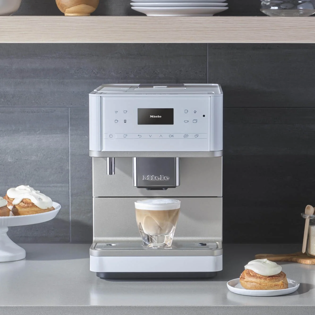 Miele6360_Lifestyle_1x1.jpg