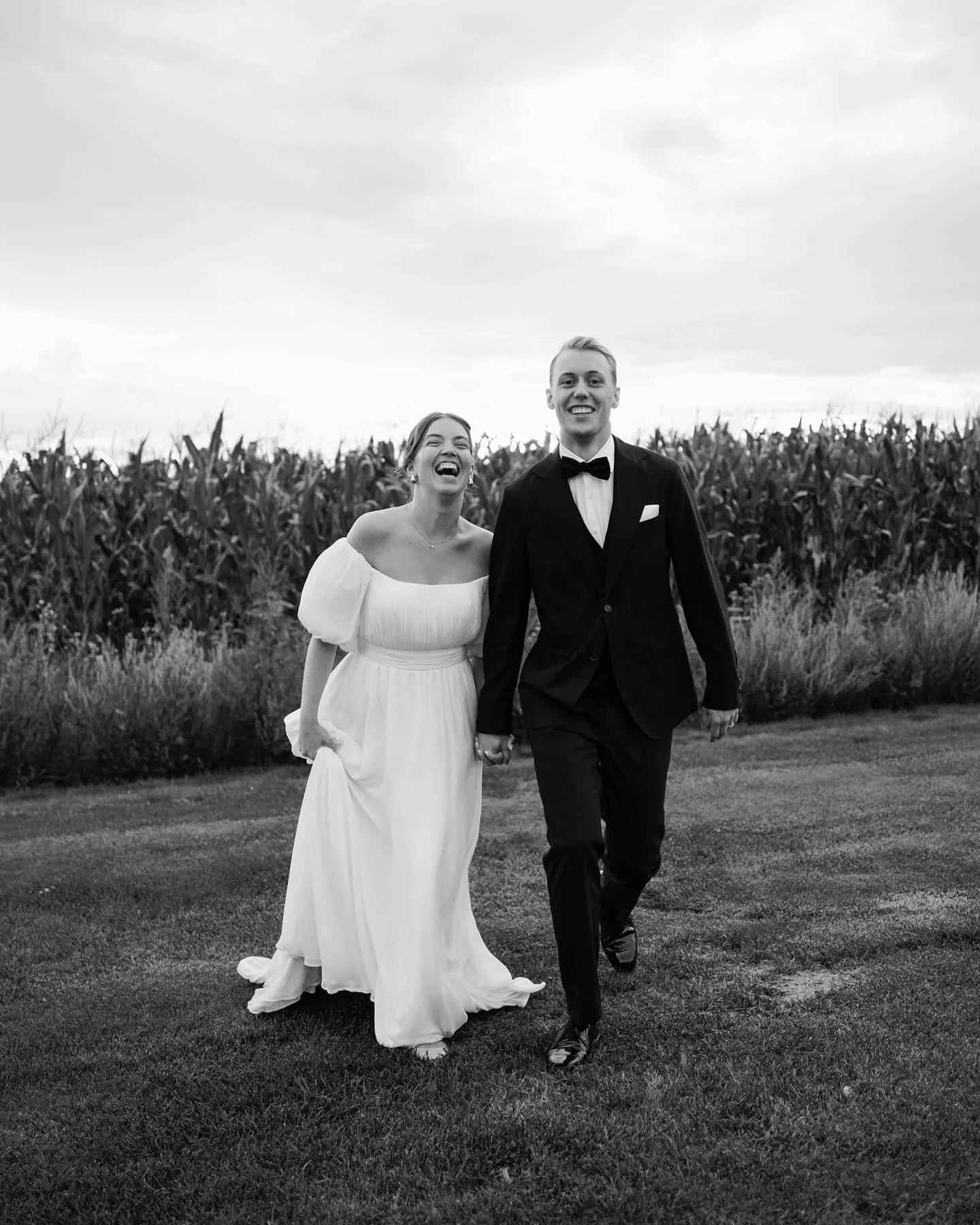 Linn &amp; Jonathan Holmefur!! What an incredible day celebrating their love for each other. 12 long hours capturing such a beautiful day of sunshine and rain. So thankful to be able to be a part of this day. Thank you thank you for allowing me the h