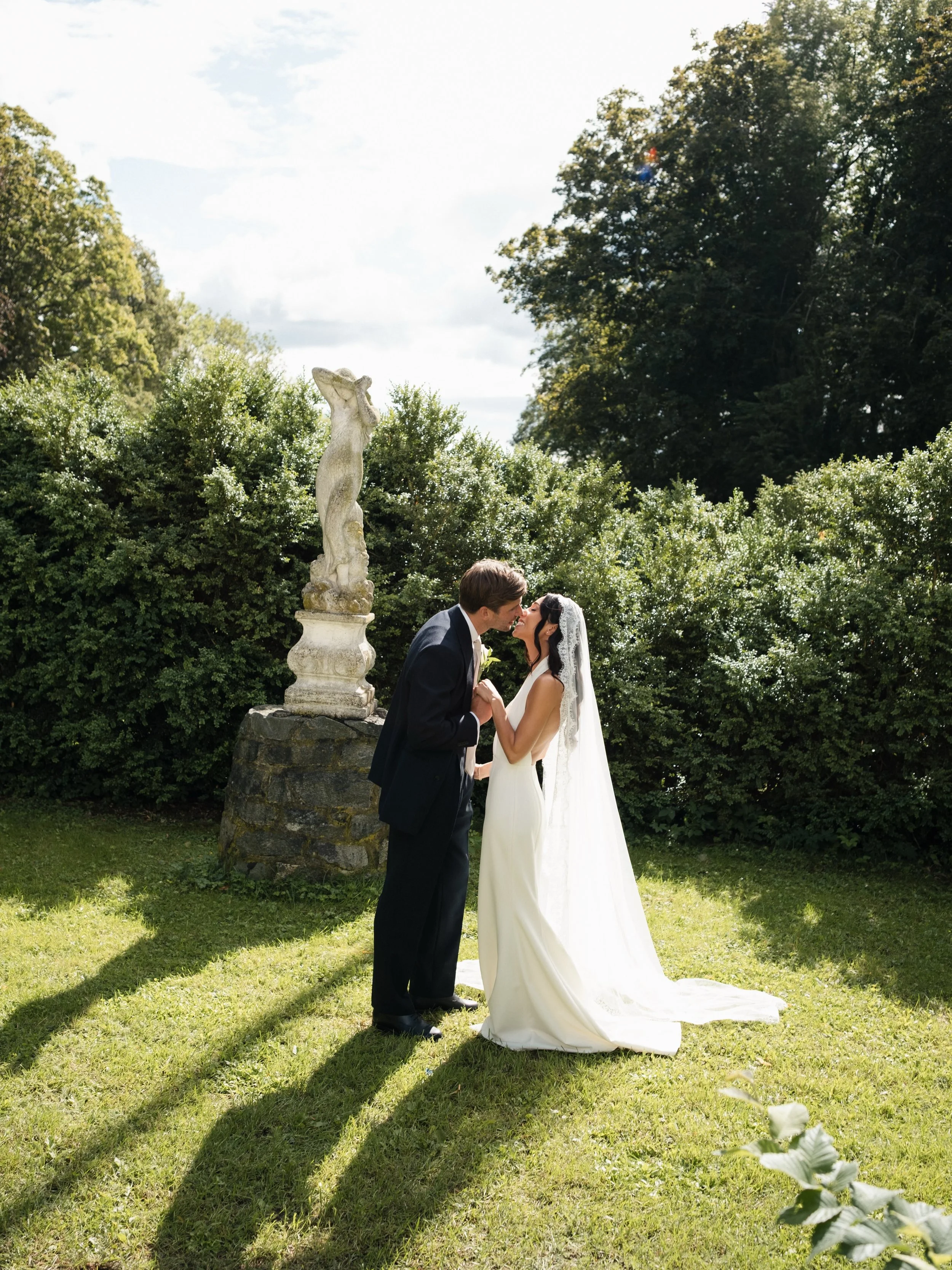 Last summer I got to shoot as an associate photographer for @haglundsfotografi 
I traveled to the beautiful Liding&ouml; and captured Hilda &amp; Alexander&rsquo;s big day! Here are some portraits from their big day 🥰