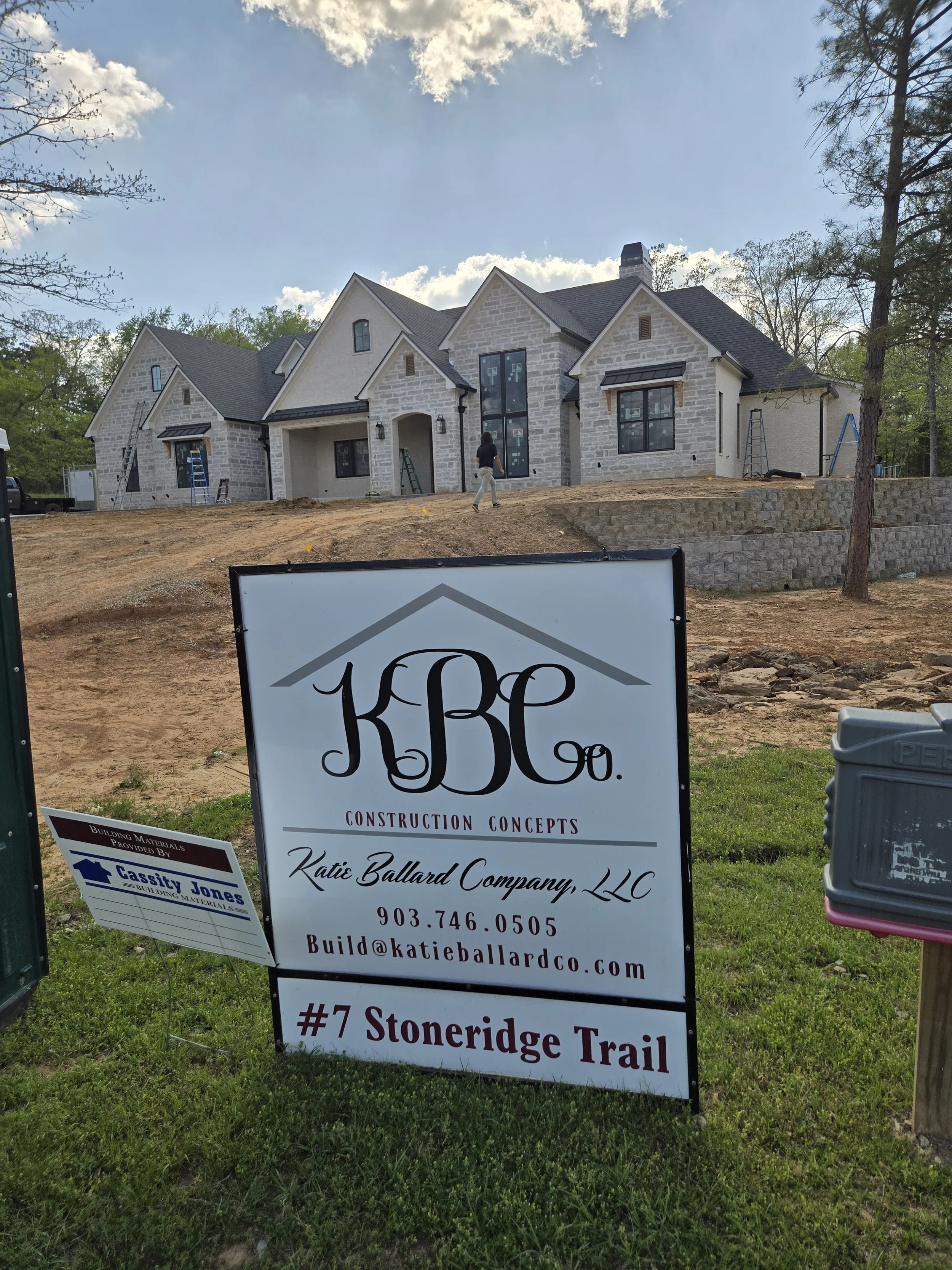 Seamless Box Gutters on Katie Ballard Co Home in Longview