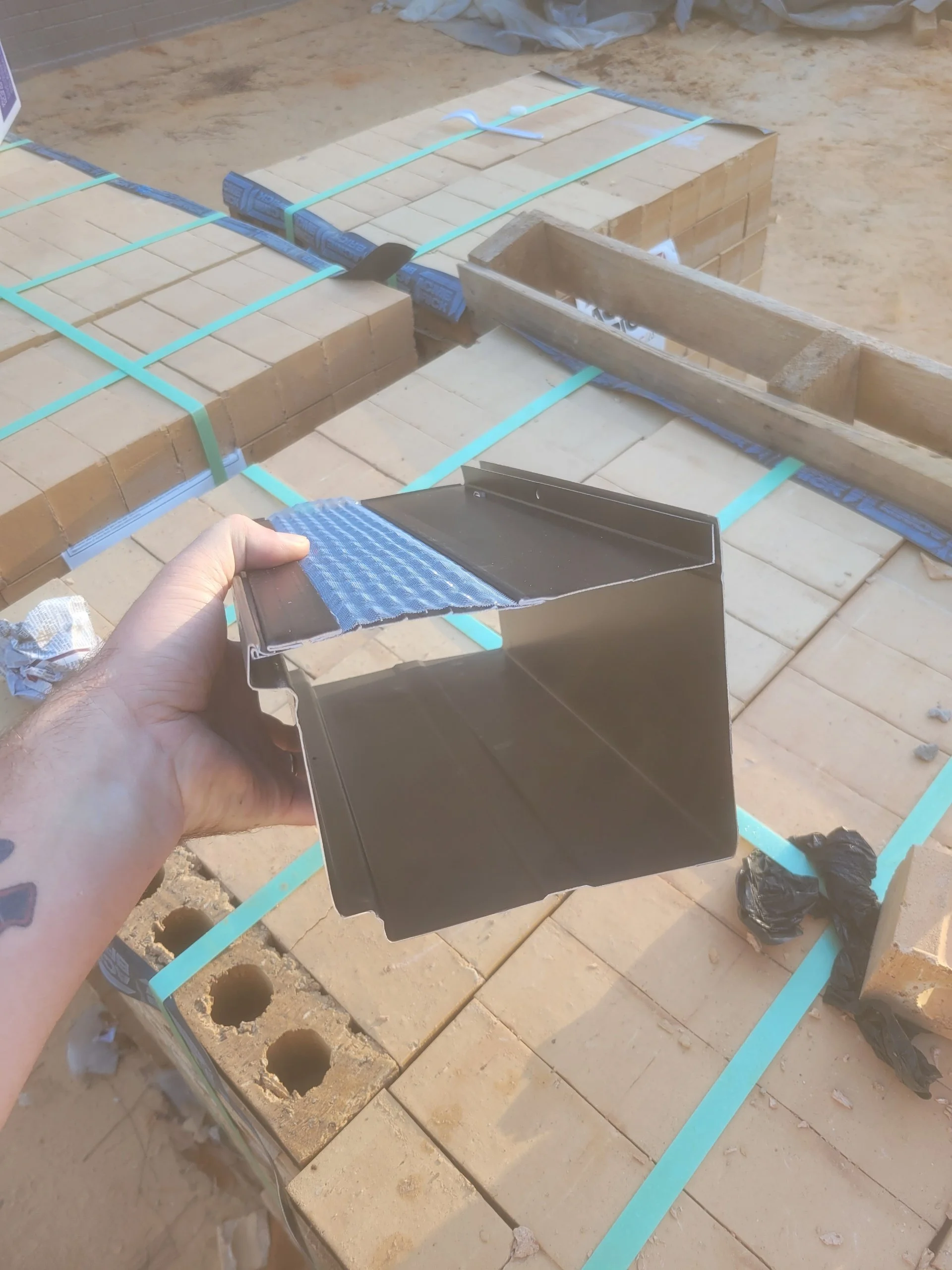 Continuous Hanger Box Gutter with Rib