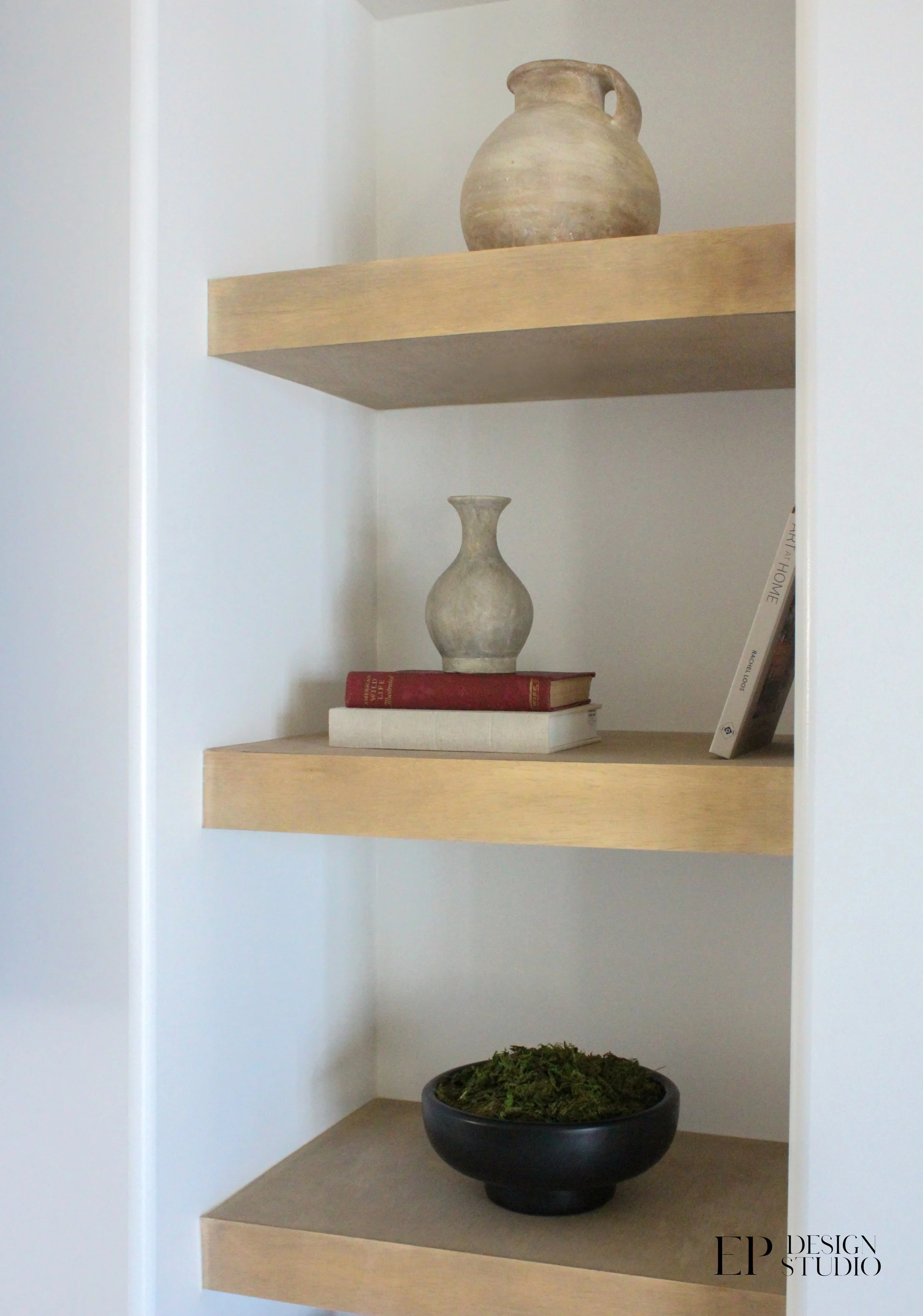 Styling Built In Shelves.jpg