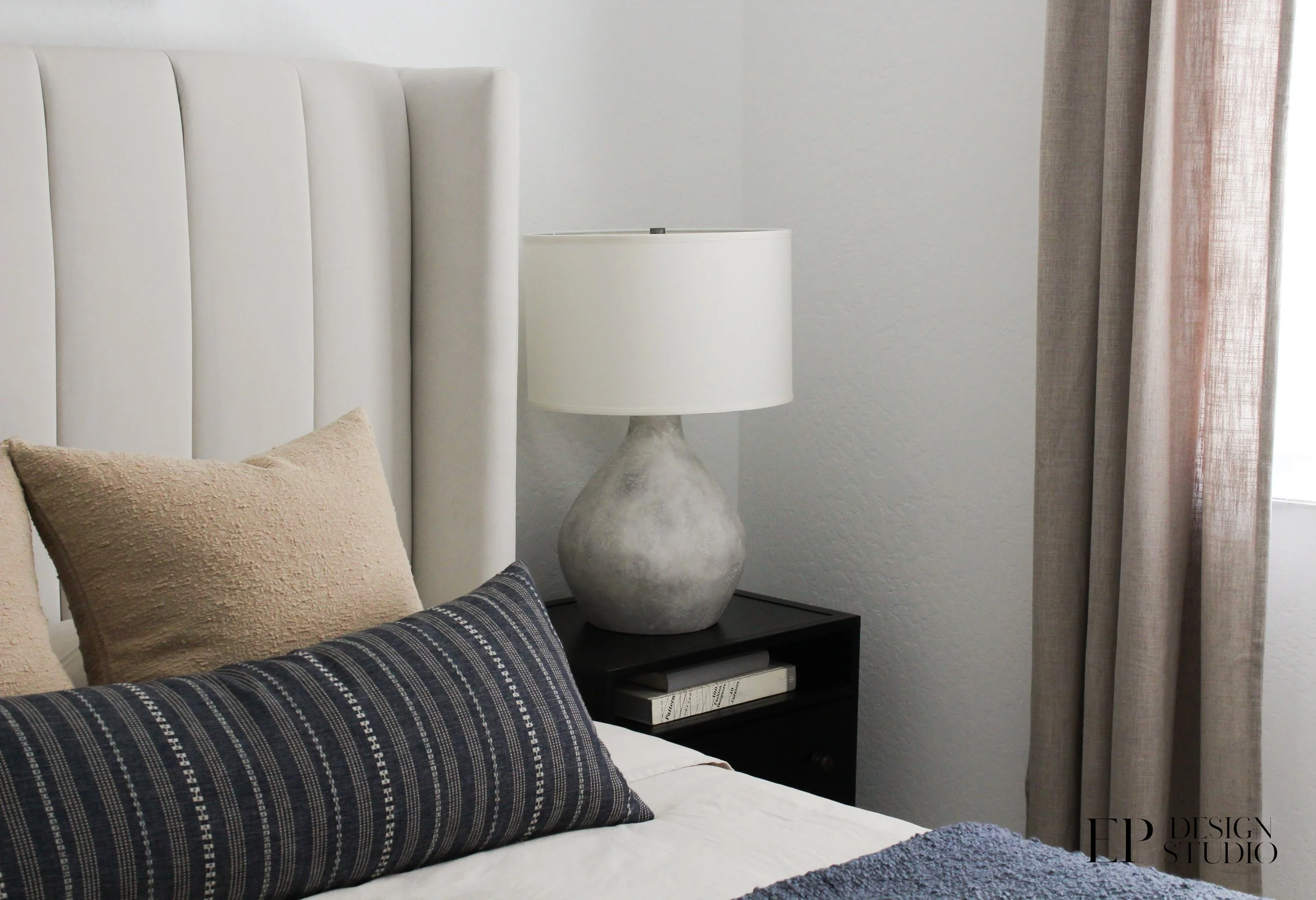 Accent Table Lamp.jpg