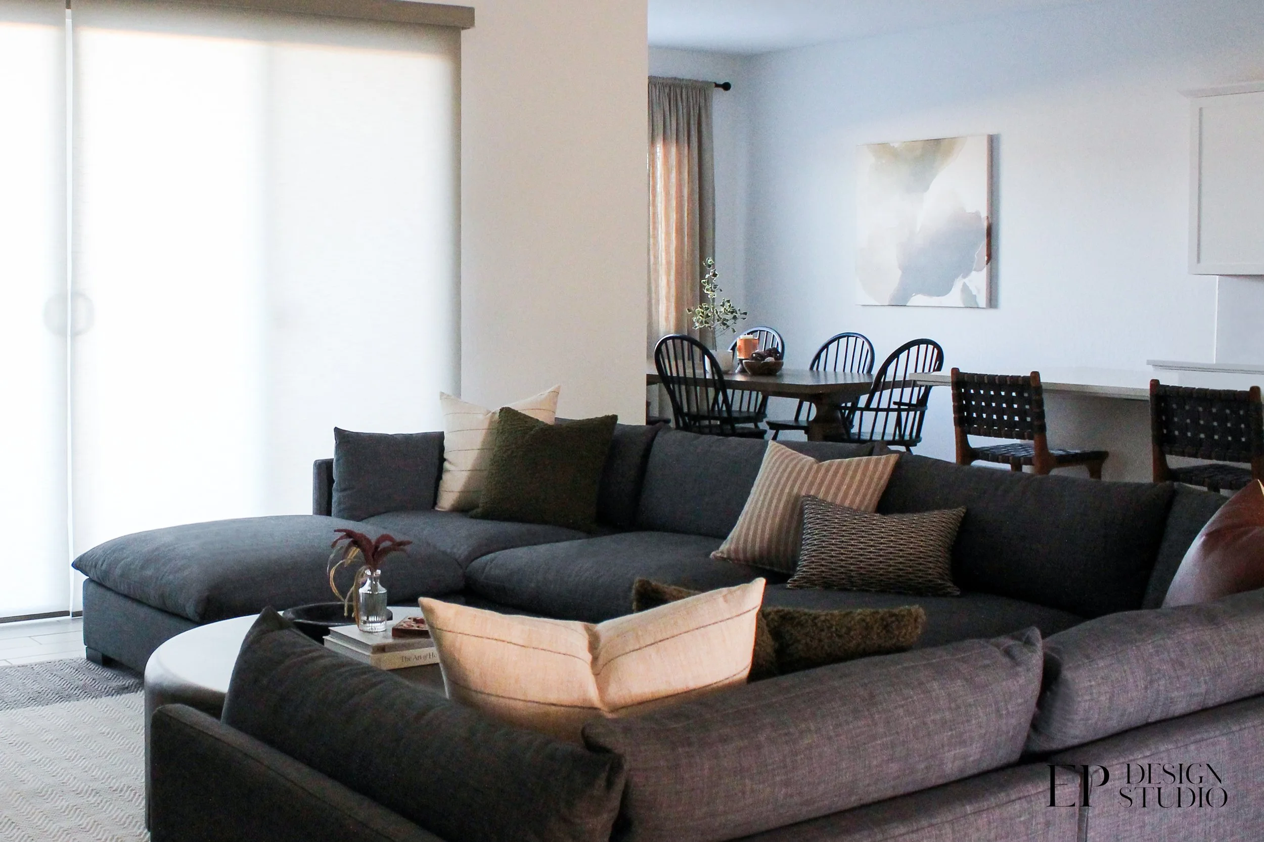 Large u shape sectional living room.jpg