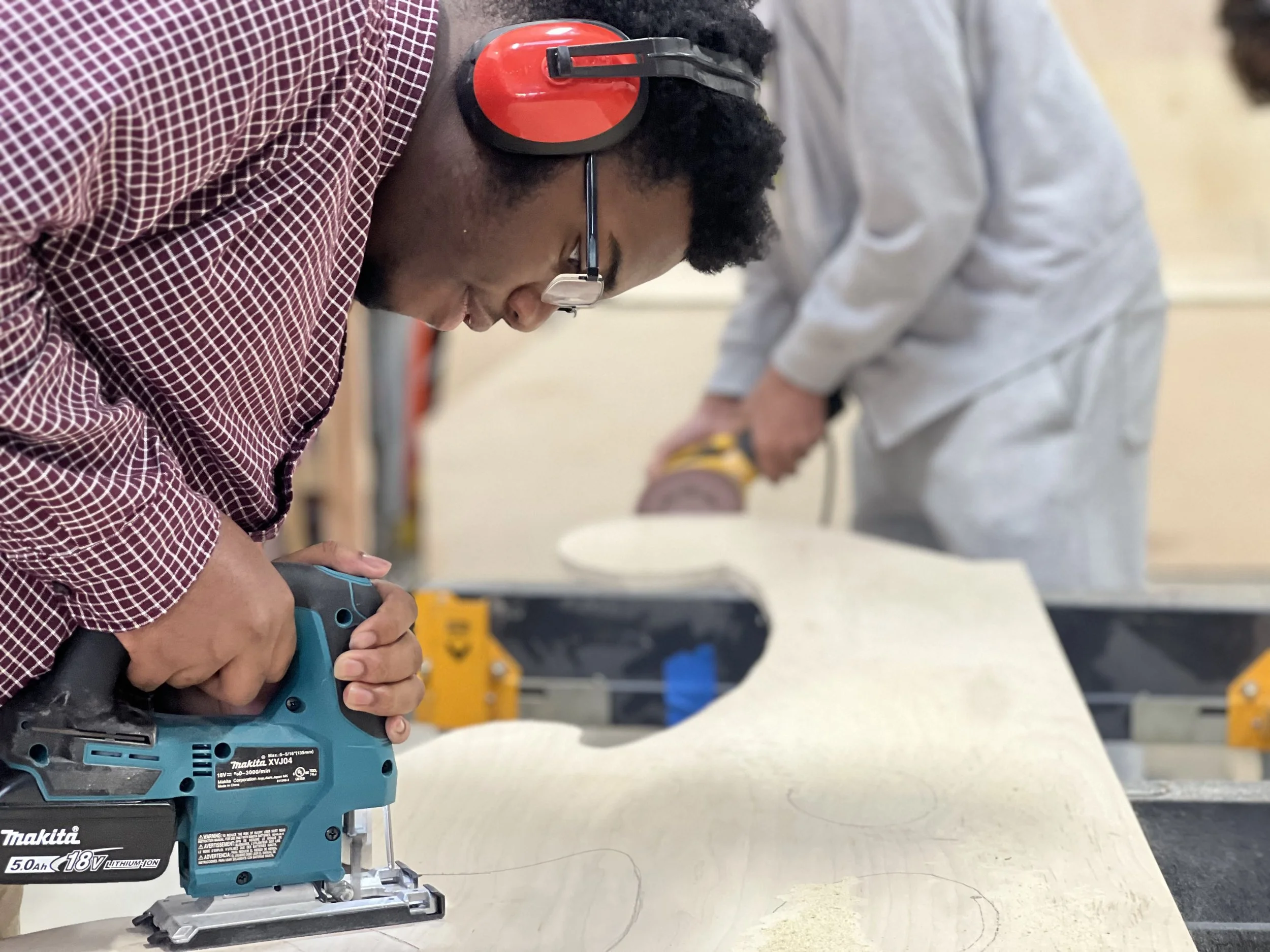 close_up_wood_cuts.jpg