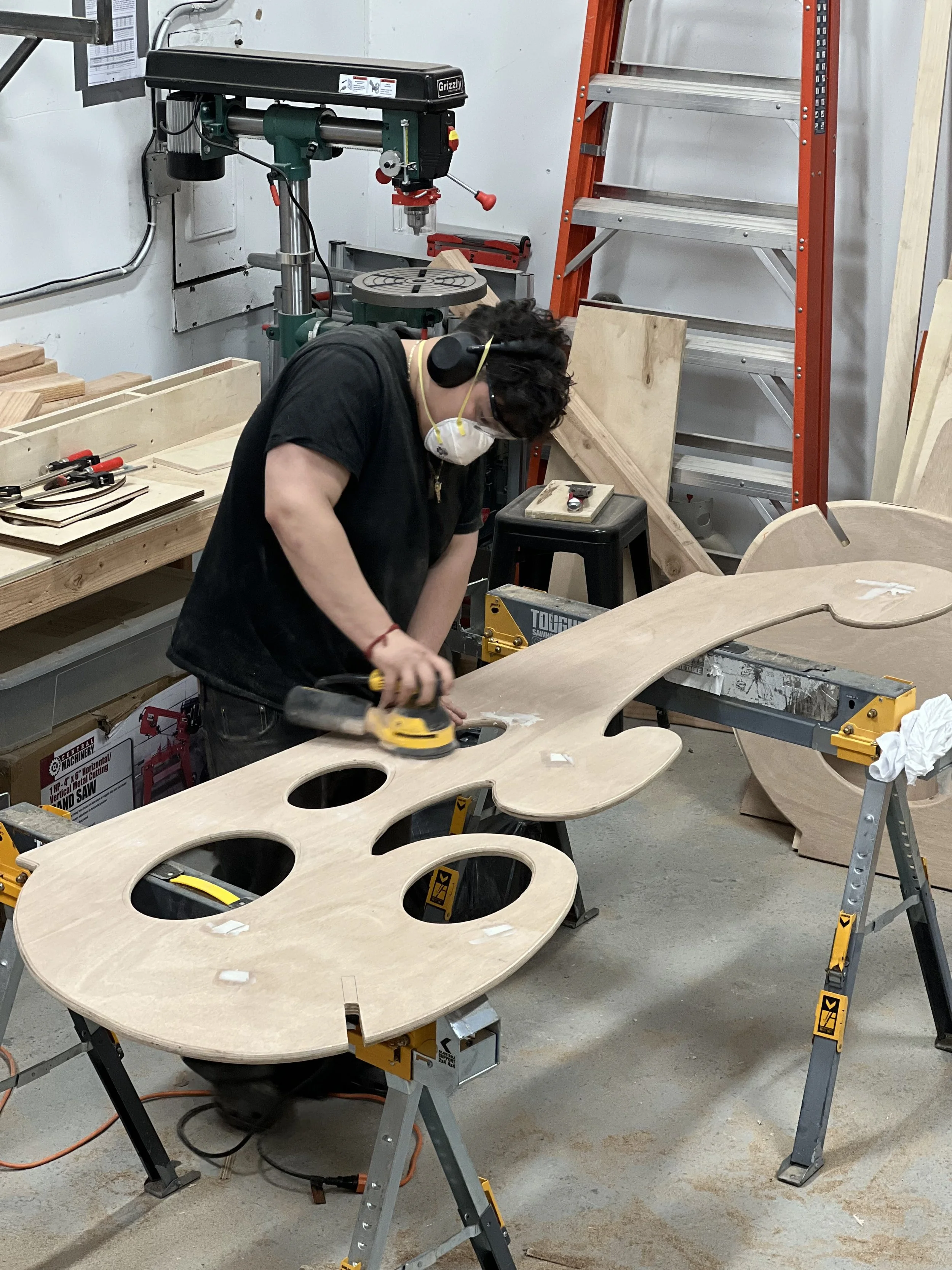 wood_sanding_large_piece.jpg