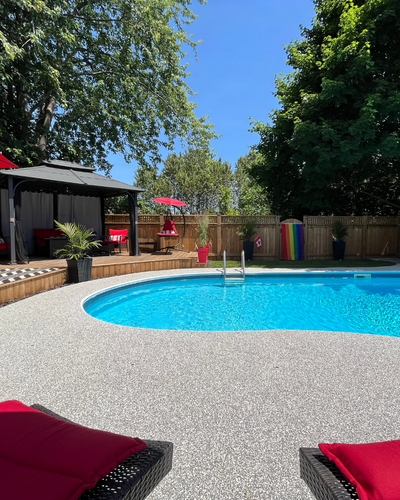 Modern Rubber Pool Deck