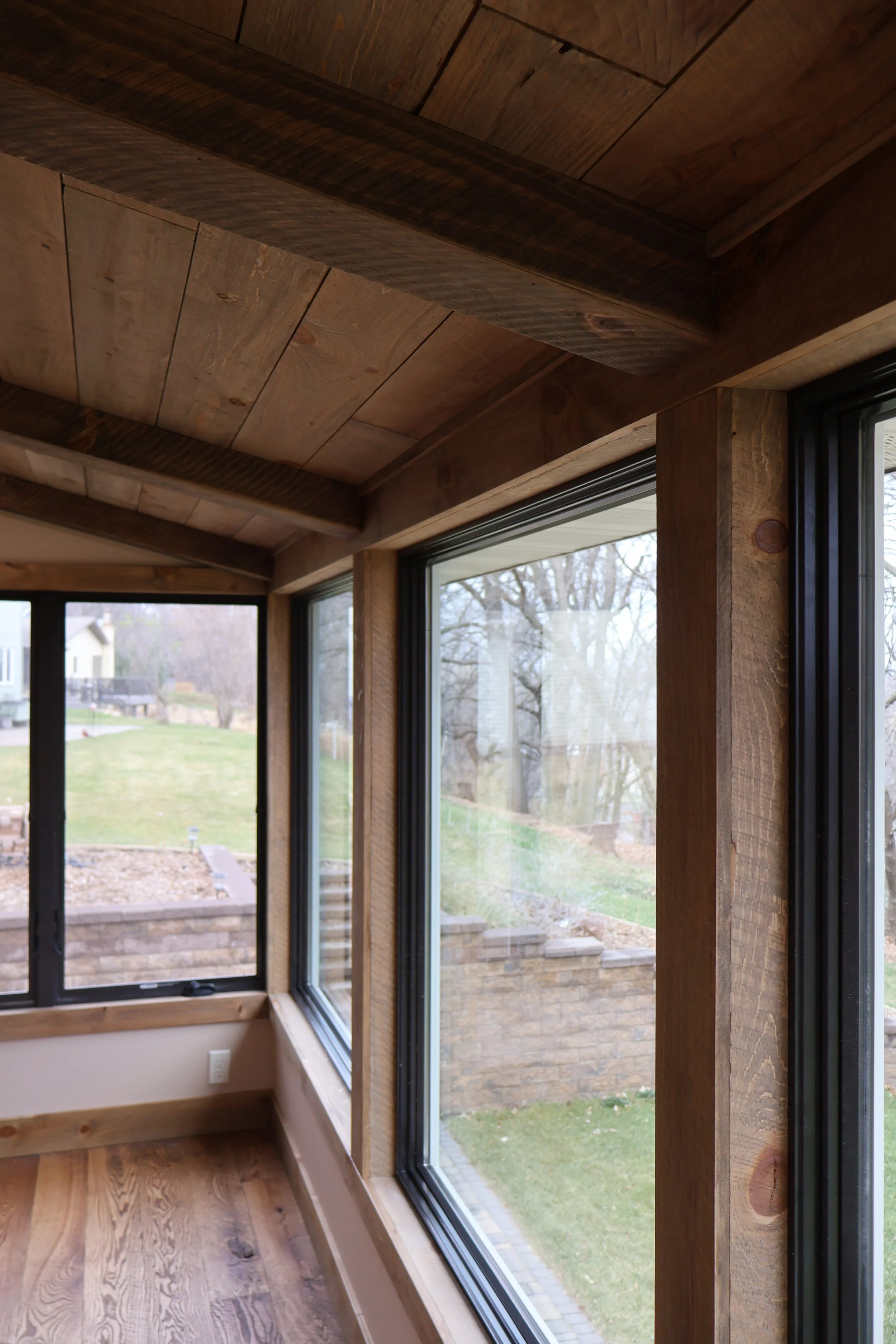 4 Seasons Porch in the Greater Mankato area