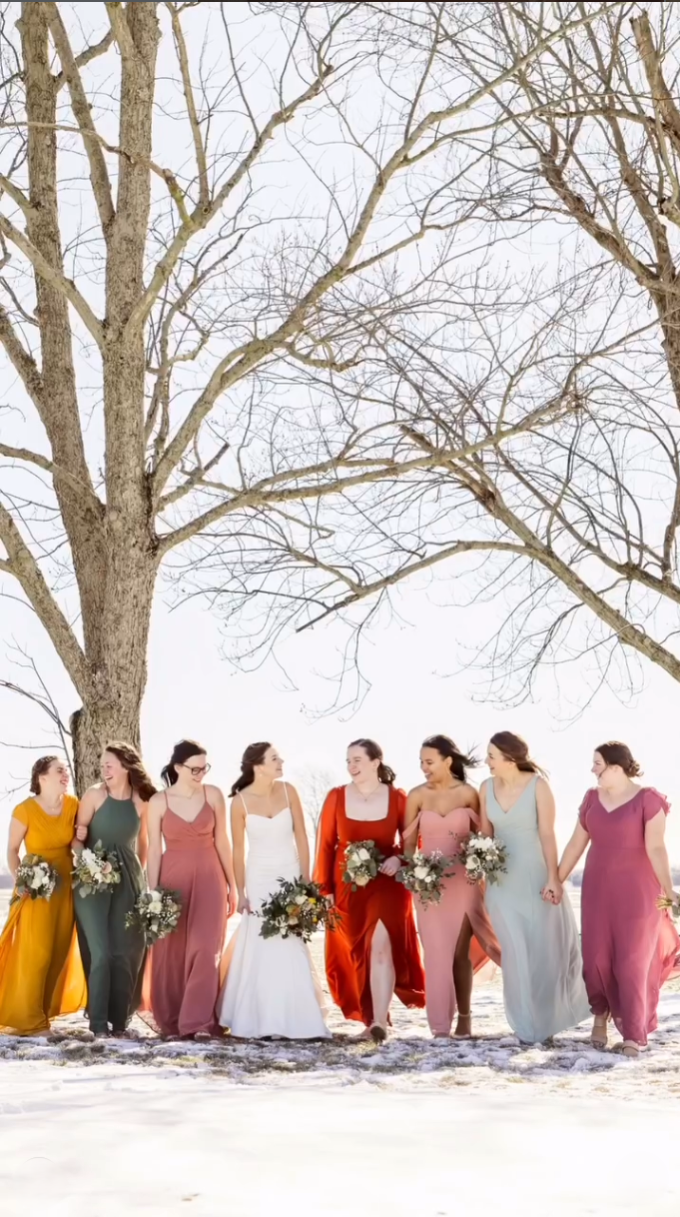bridal-and-bridesmaids-outdoors-winter.png