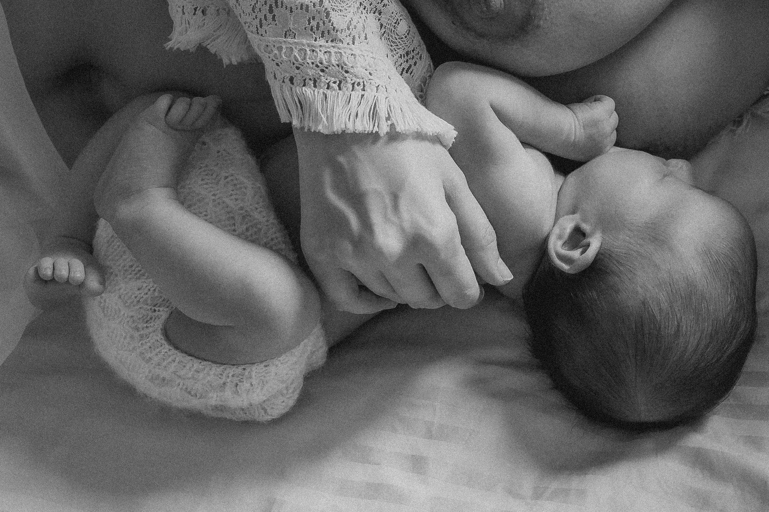 cosy-newborn-photoshoot-hertfordshire-kimrosephotography (36).jpg