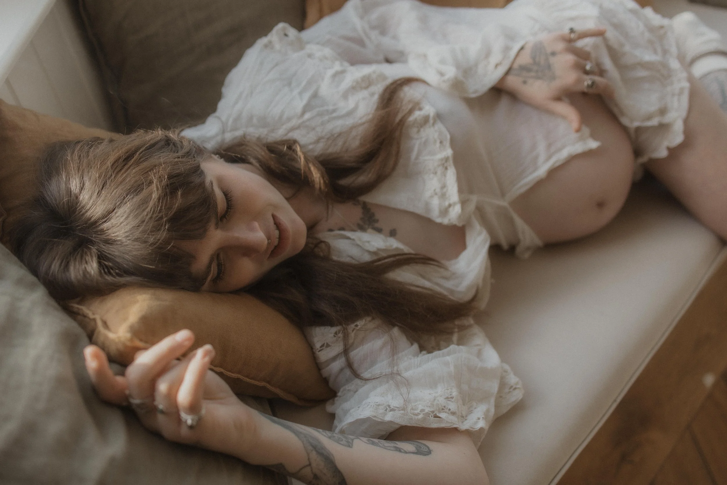 hertfordshire-studio-maternity-photoshoot-kimrosephotography (142).jpg