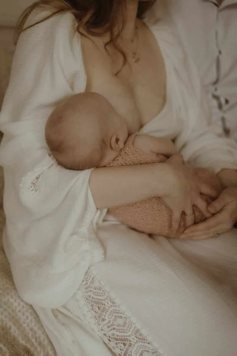 newborn-photoshoot-at-home-ampthill-kimrosephotography.jpg