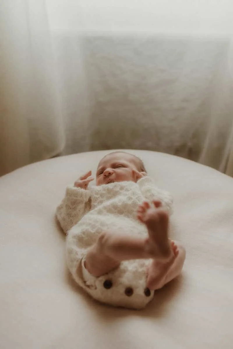 studio-newborn-photoshoot-bedford-kimrosephotography (15).jpg