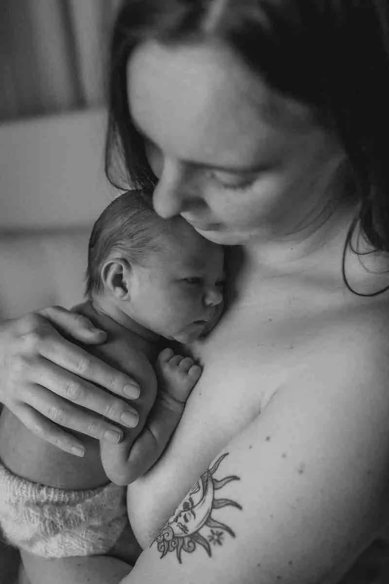 studio-newborn-photoshoot-bedford-kimrosephotography (20).jpg