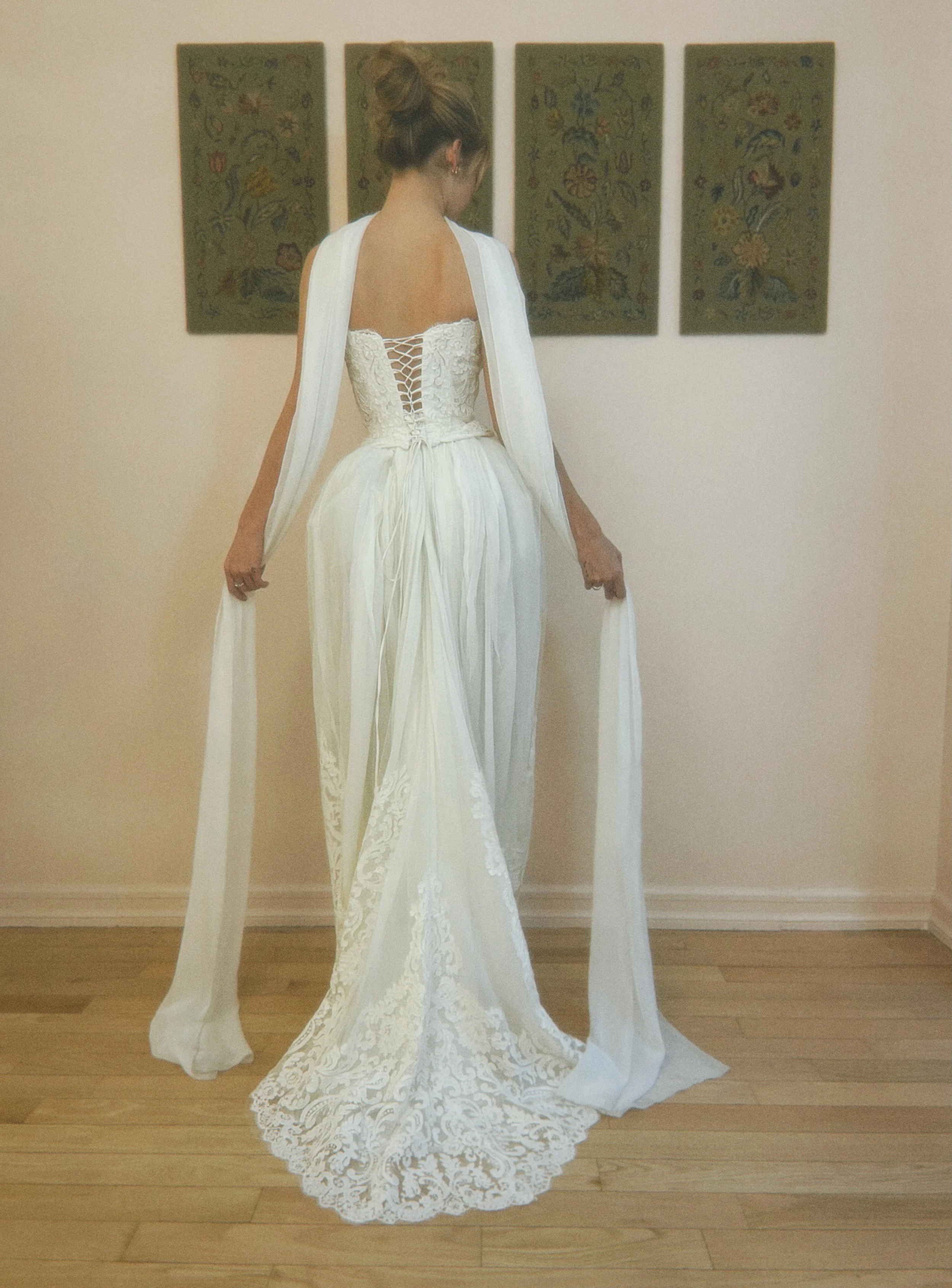 Iris Corset & Lindsey Skirt .jpg