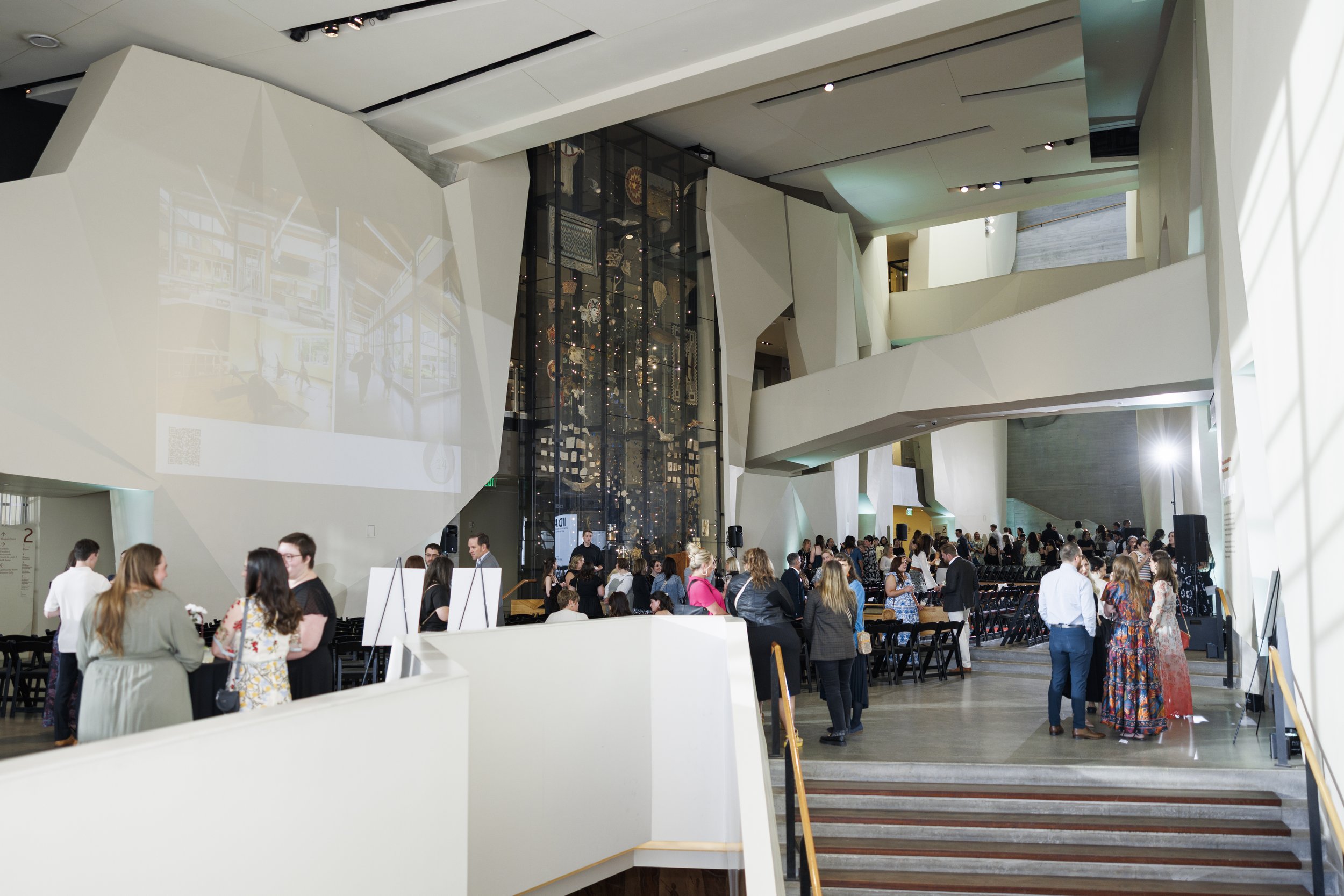 25-05-01 IIDA Event at NHMU 070.JPG