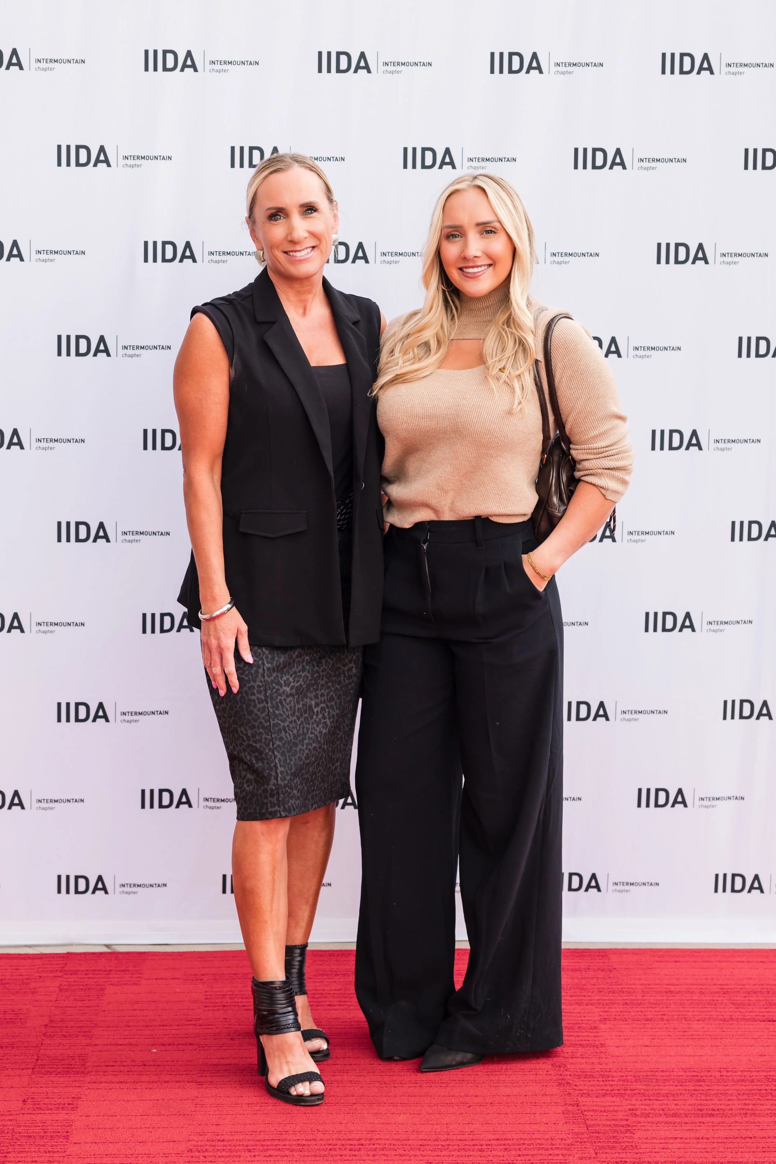 IIDA-102.jpg