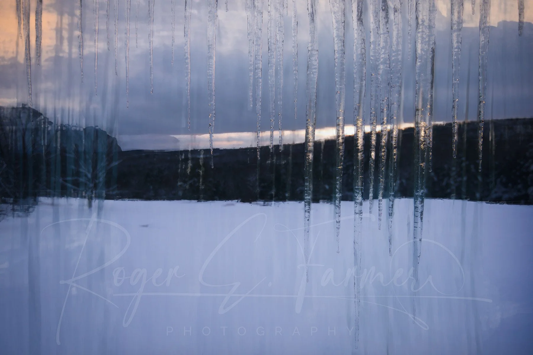 Icicles 24x16 Watermark@0.25x.jpg