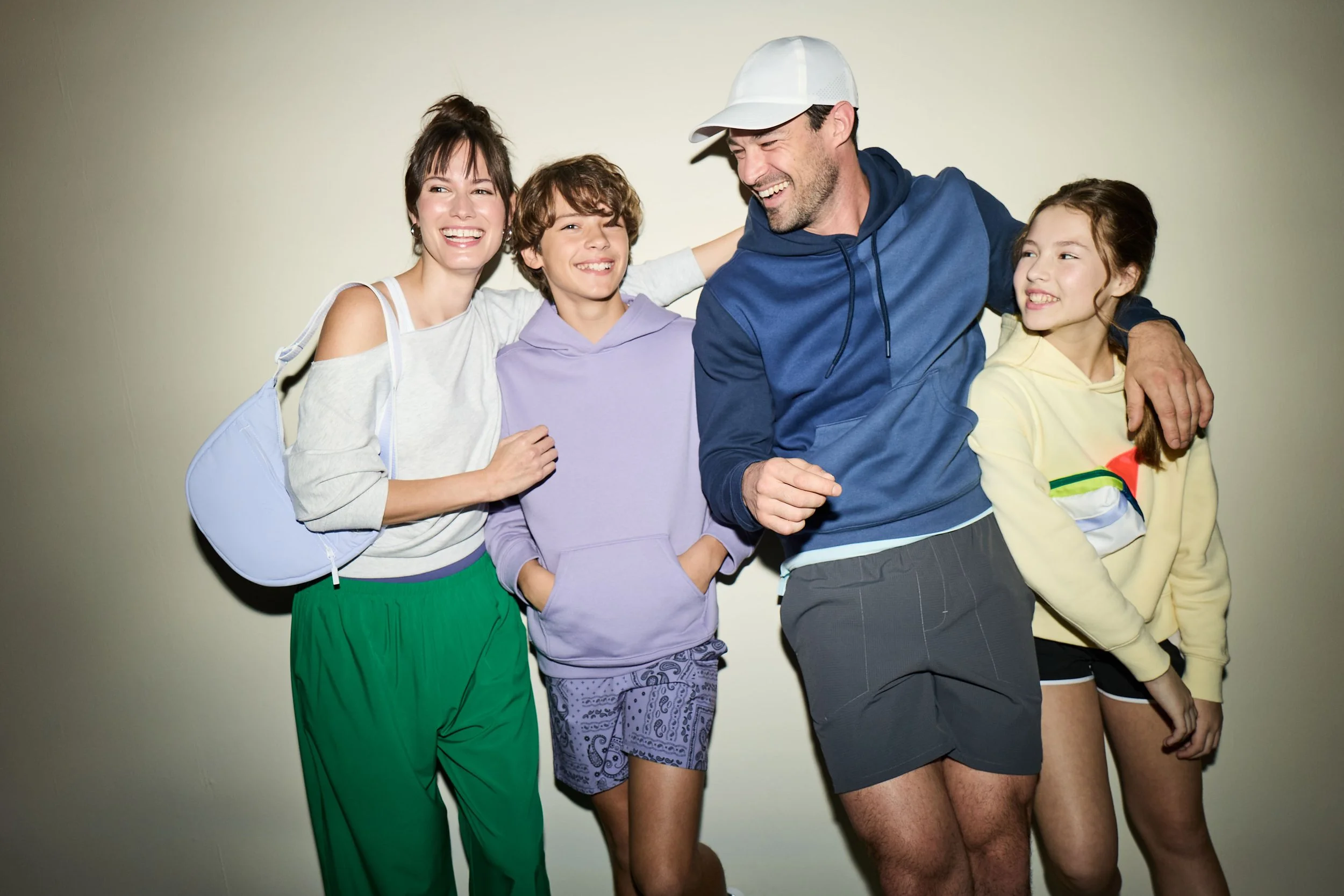 603_GRP_DSG_Fam_26DSGQ1-Studio_2891.jpg