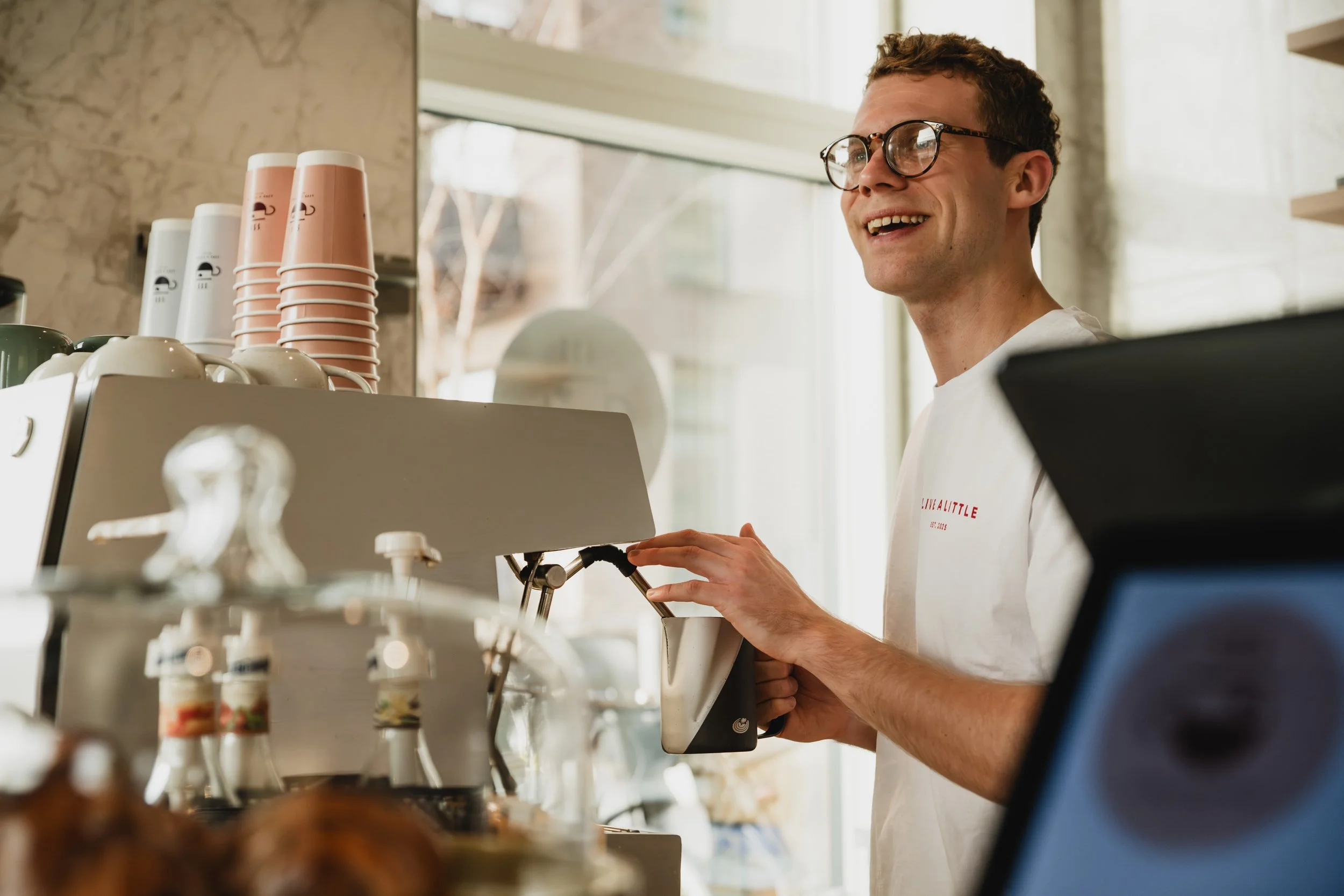 Live a little cafe 2233.jpg