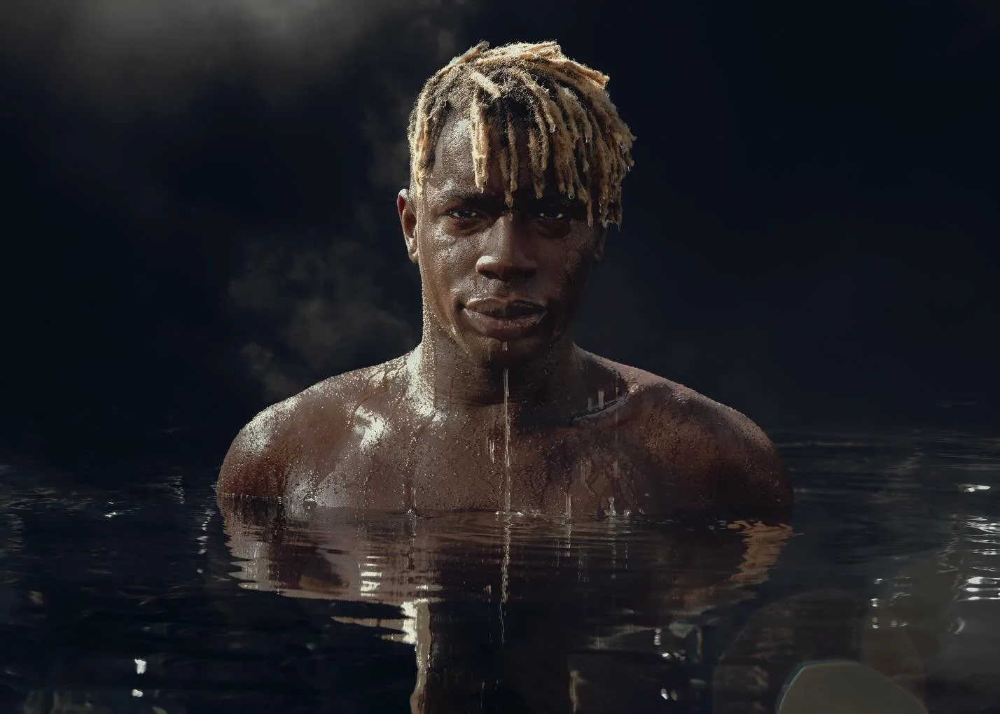 @katewoodman_photo 

Fun new work with&nbsp;@cedrickekra&nbsp;💦
Grooming by&nbsp;@amy_gillespie