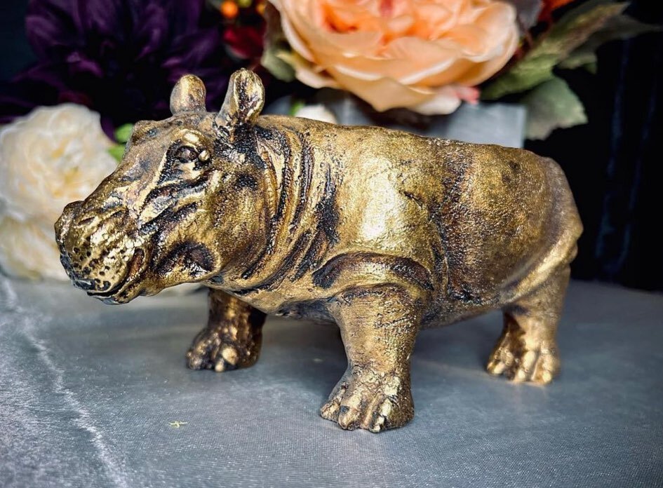 Hippo bowls are back in stock! 

https://www.theficklehare.com/shop/p/gold-hippo-bowl

#theficklehare #homedecor #hippopotamus #hippo #hippolove #funbowls #jewelryholder #alterdecor #golden #strangedecor