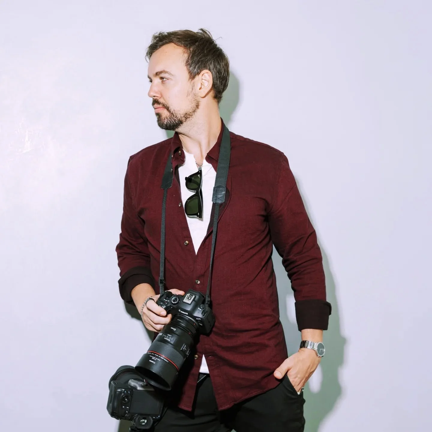 An on-the-job portrait by the one and only @loriwaltenburyphoto 🌹