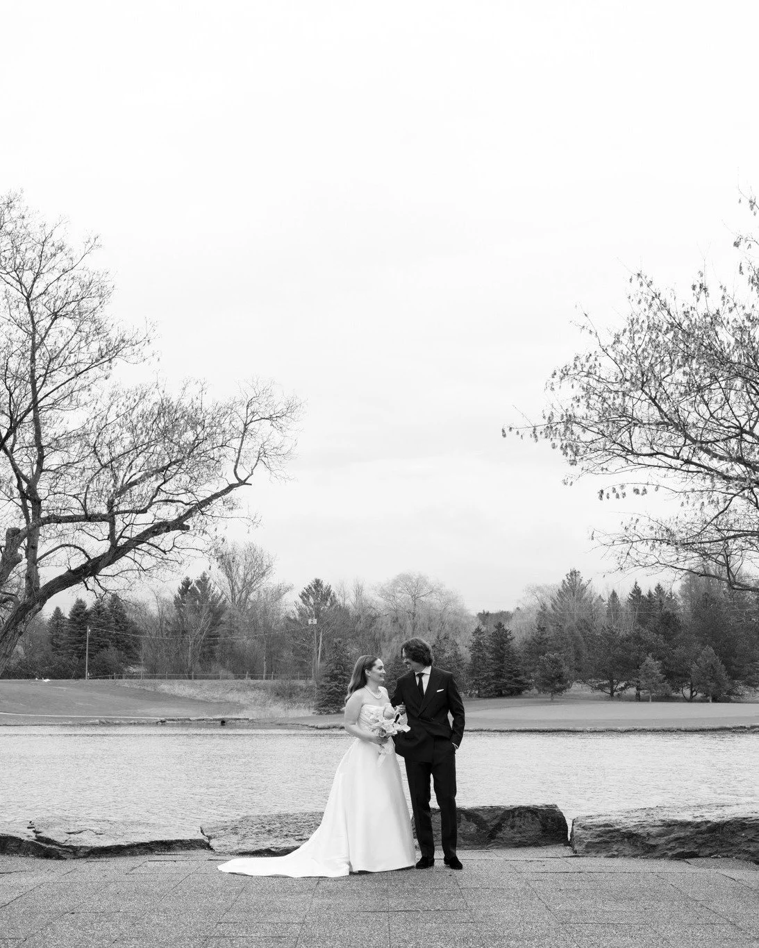 🌹Z+S🌹
18.04.2026 

Vendors:

Planner: @judysteinconsulting 
2nd Photographer: @geesunkvisuals (Photos  9 + 10 in the carousel) 
Venue: @themanor1982 
Hair: @fancyfaceinc 
Makeup: @kirschstudio 
Florals: @joeybutta 
Photo Booth: @hiddensmirkphotoboo
