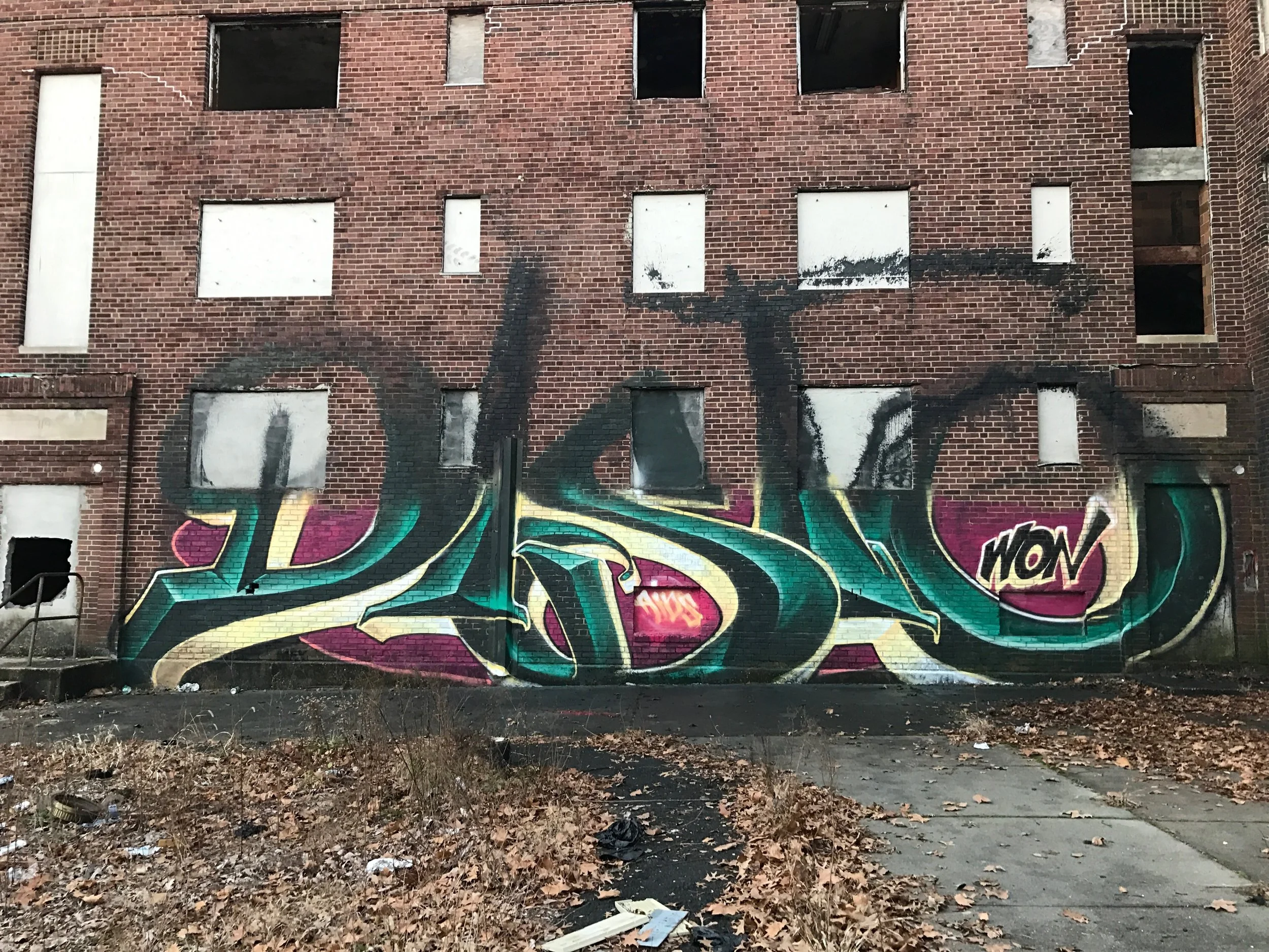 DISTORT_Graff.JPG