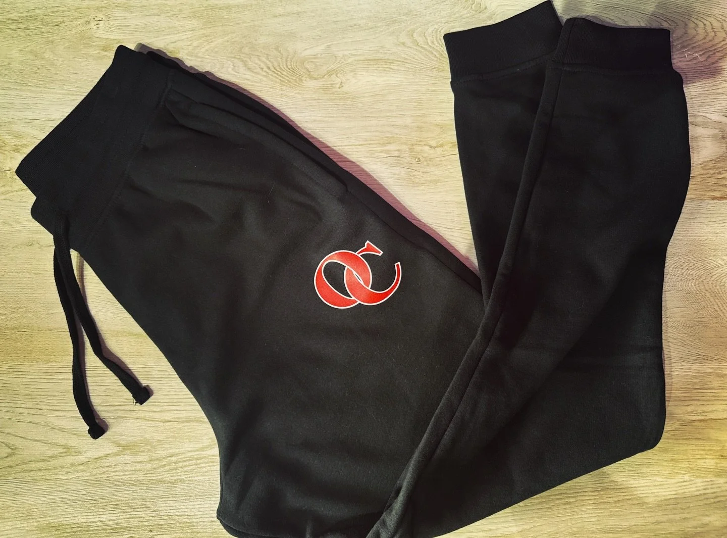 Stay warm and cozy during warm up&rsquo;s with these soft OC  joggers. In stock now!