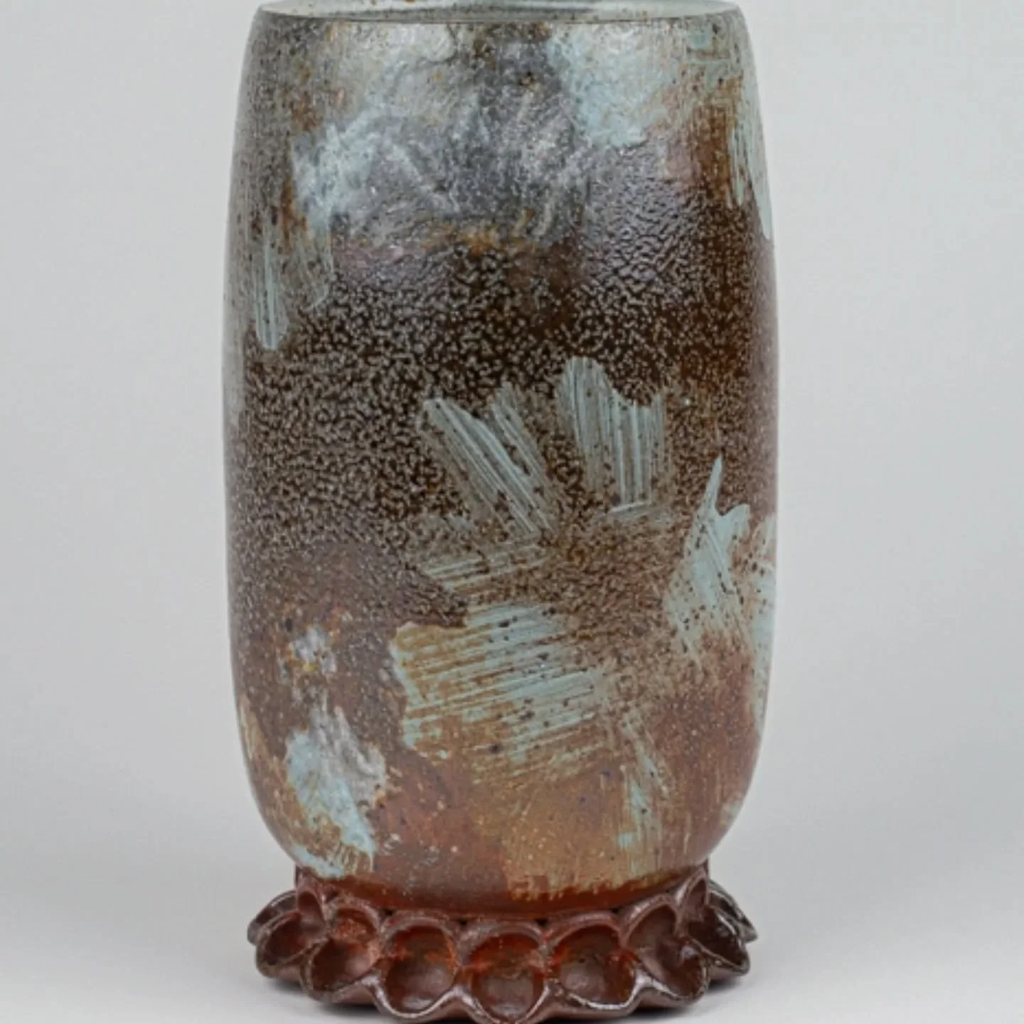 A vase I made and soda fired this summer while doing a ceramics residency @etsuartanddesign . It was enjoyable scaling up some of the forms I'd been working on in the months prior.