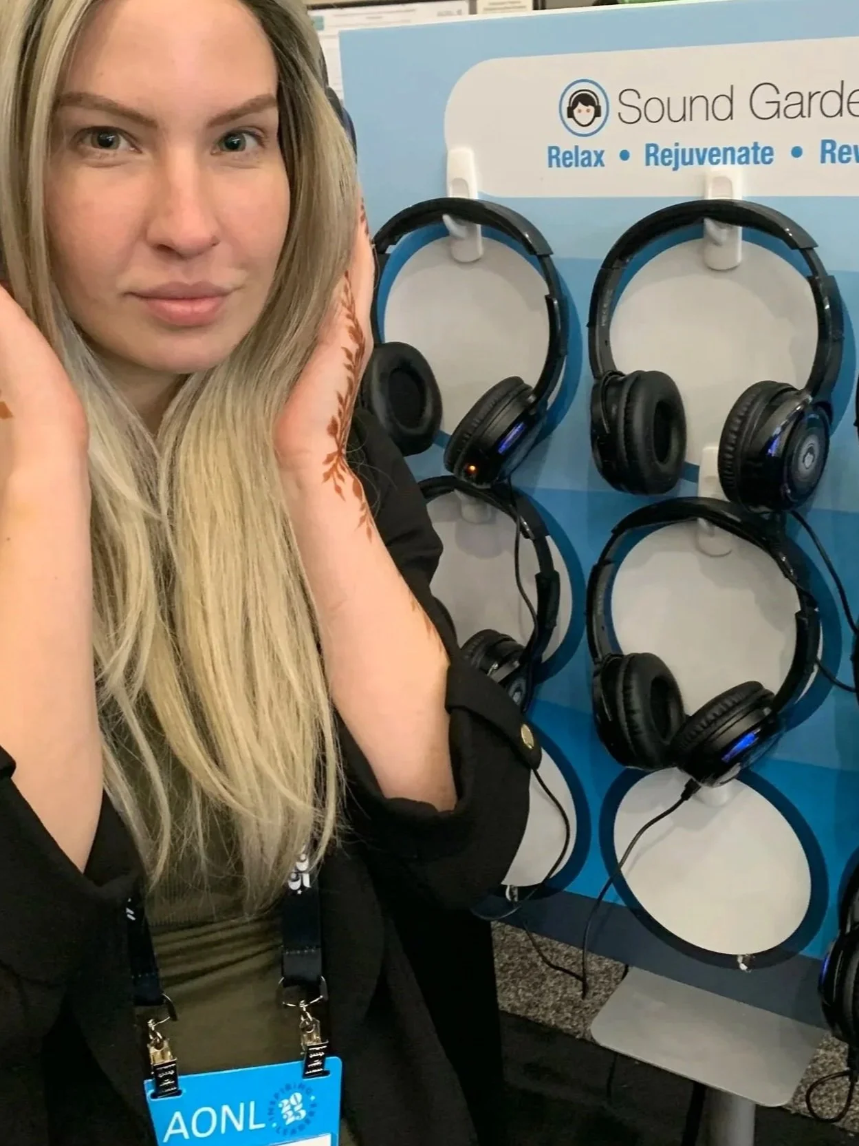 Silent Meeting Headset Display