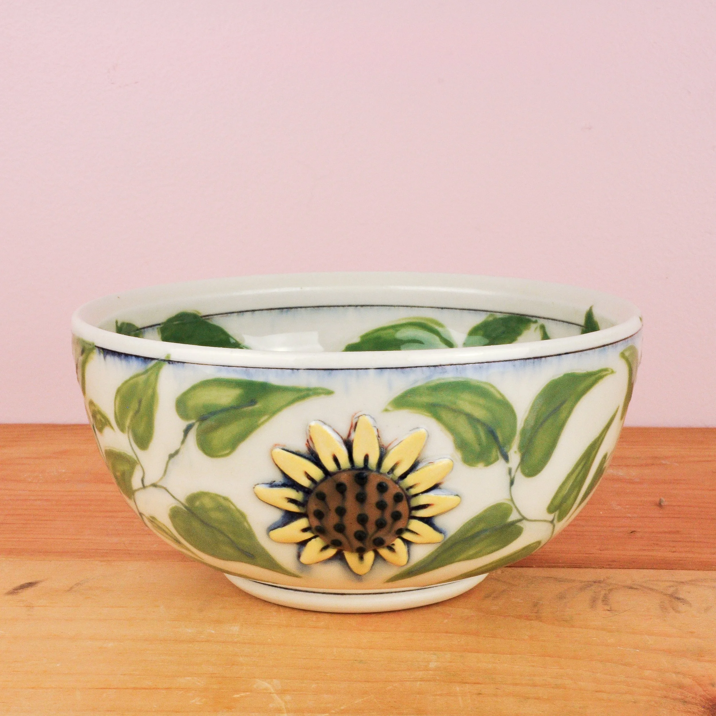 Sunflower medium bowl