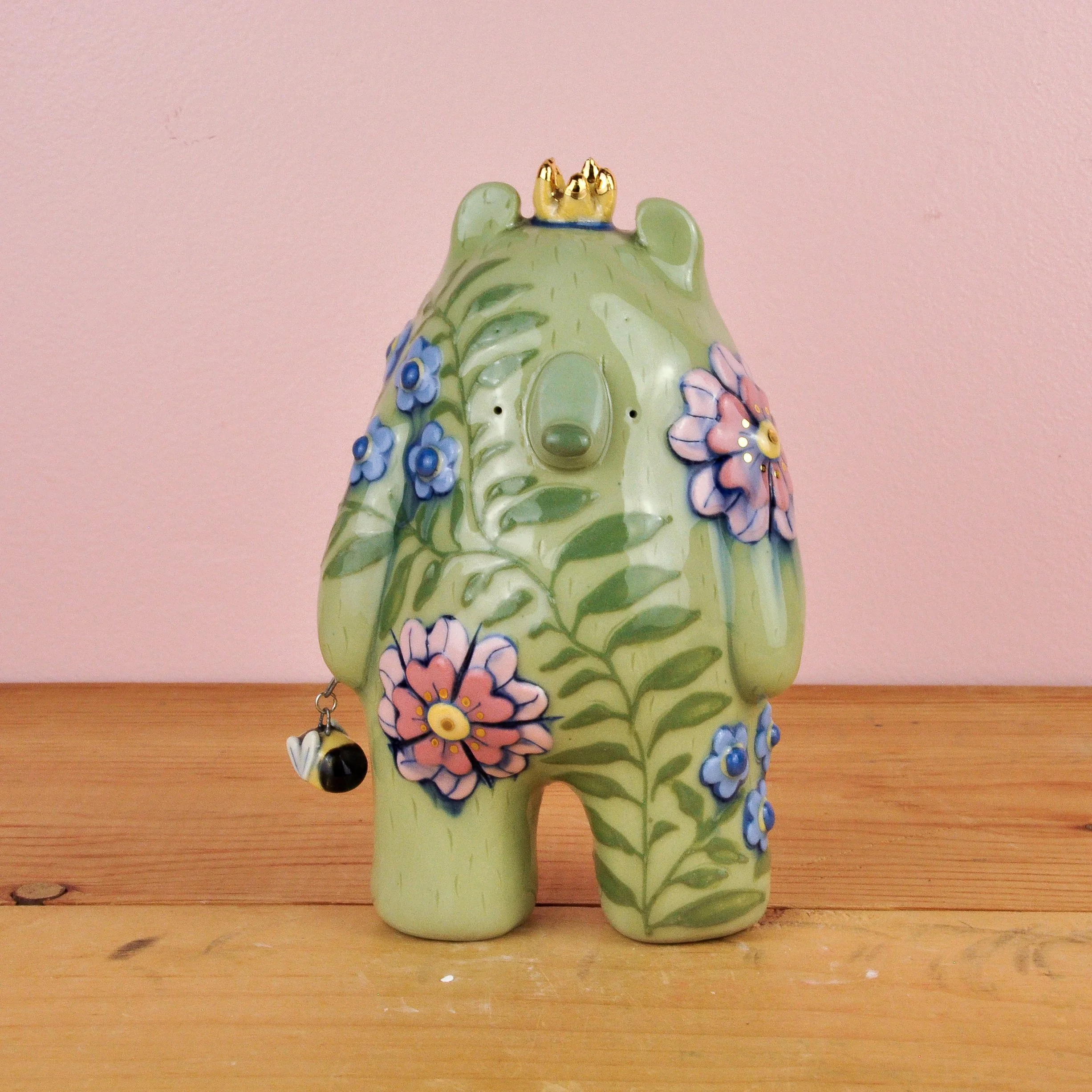 Double Flower Bear + bee charm