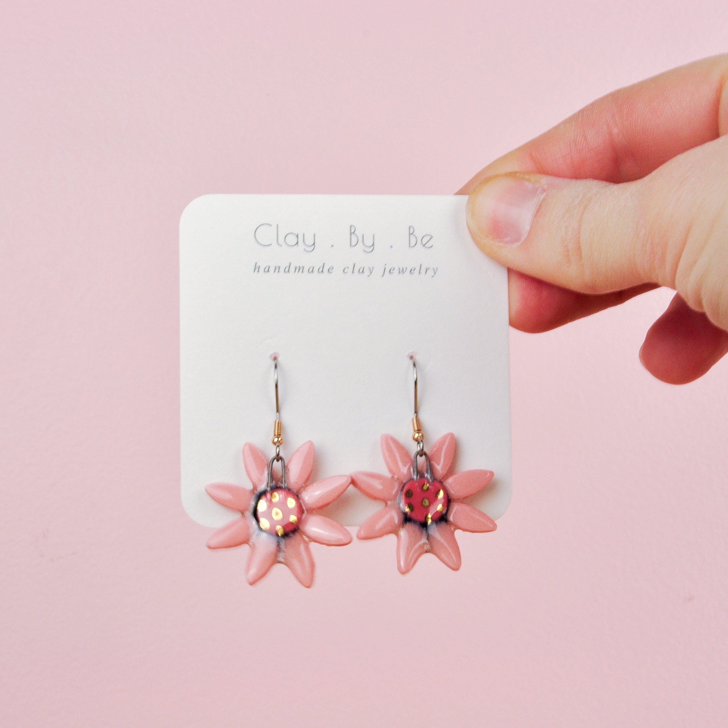 Pink Daisy Earring