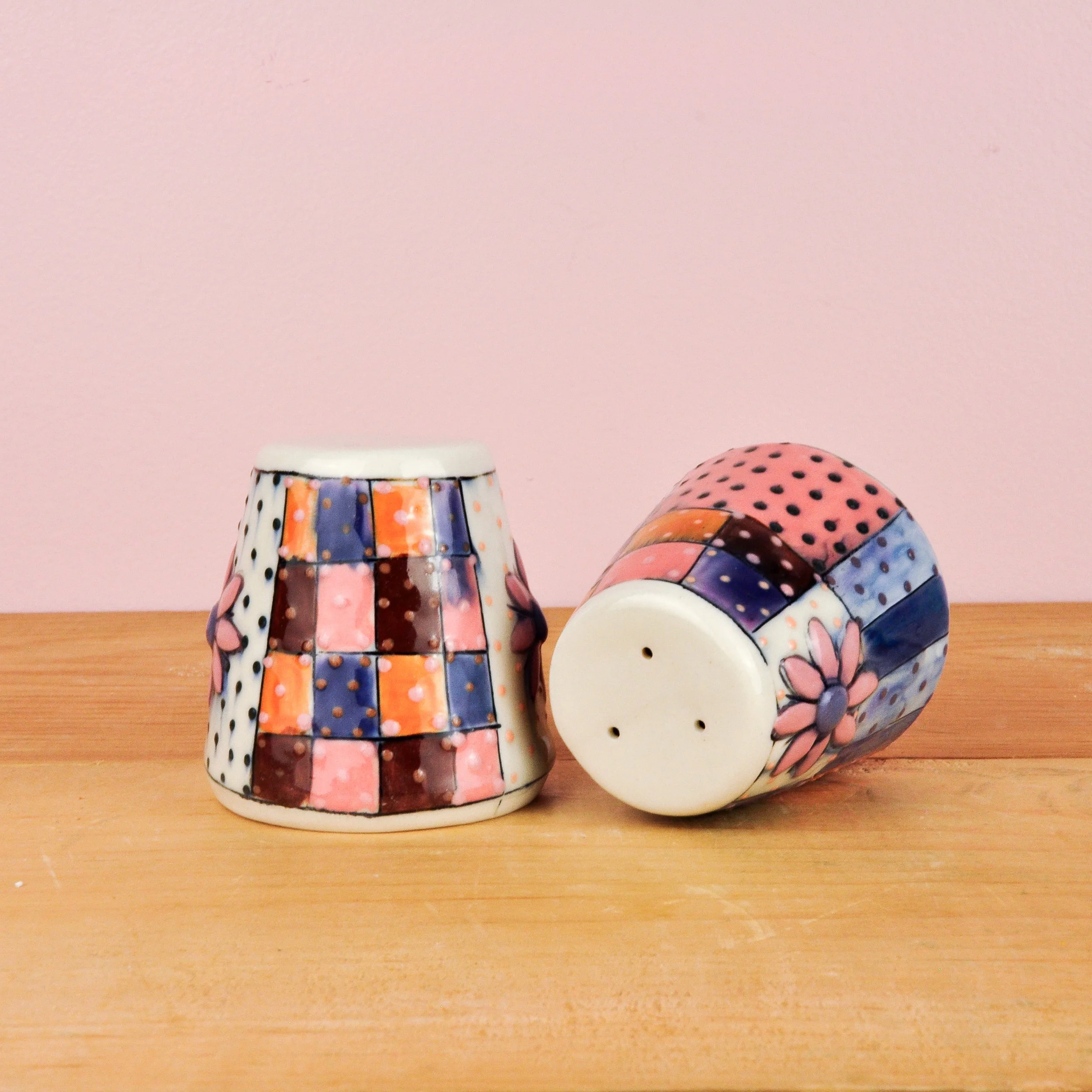 Pink & Purple Quilt salt & pepper shakers