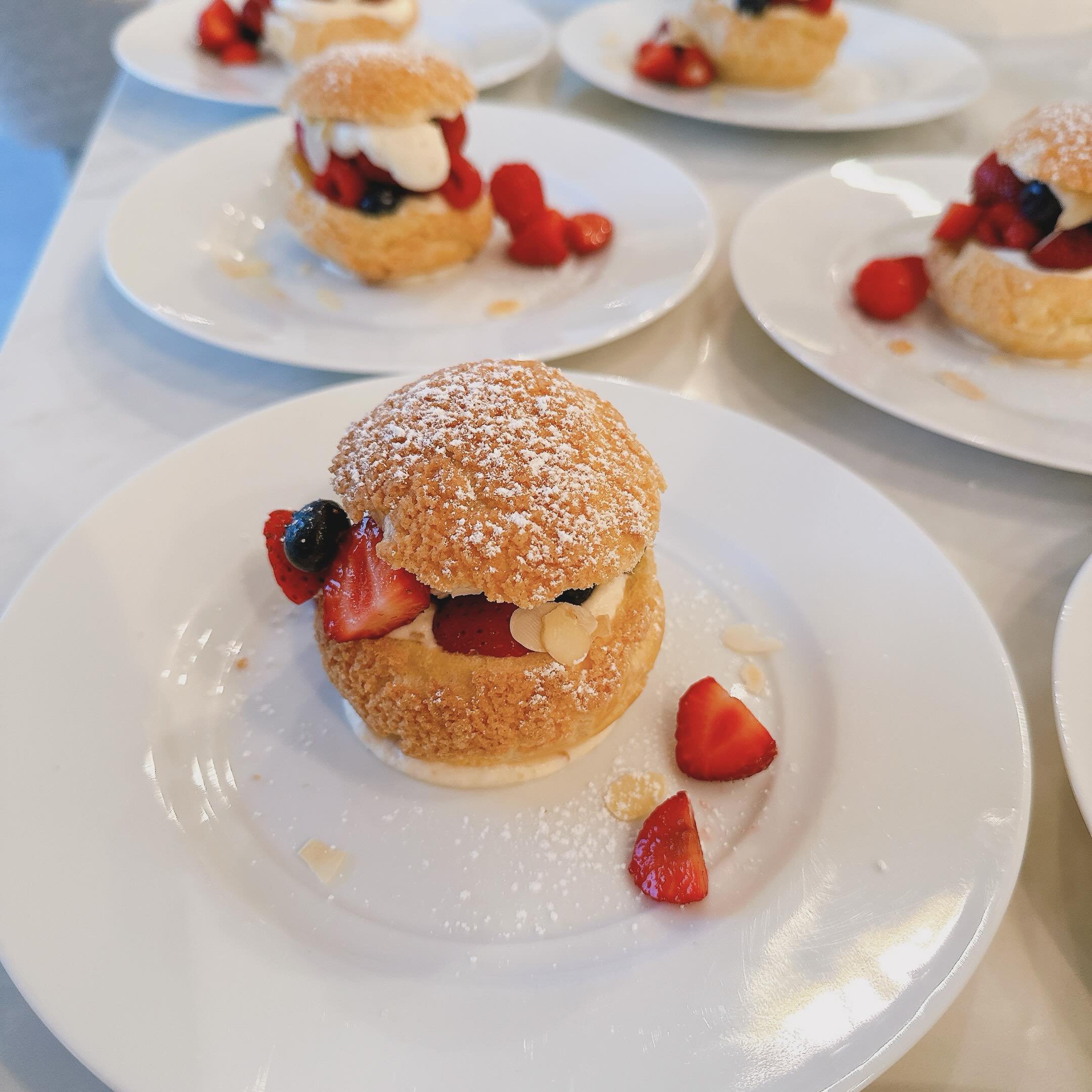 It&rsquo;s always satisfying to have a homemade choux pastry with fresh seasonal fruits 🍓🫐🍒😉