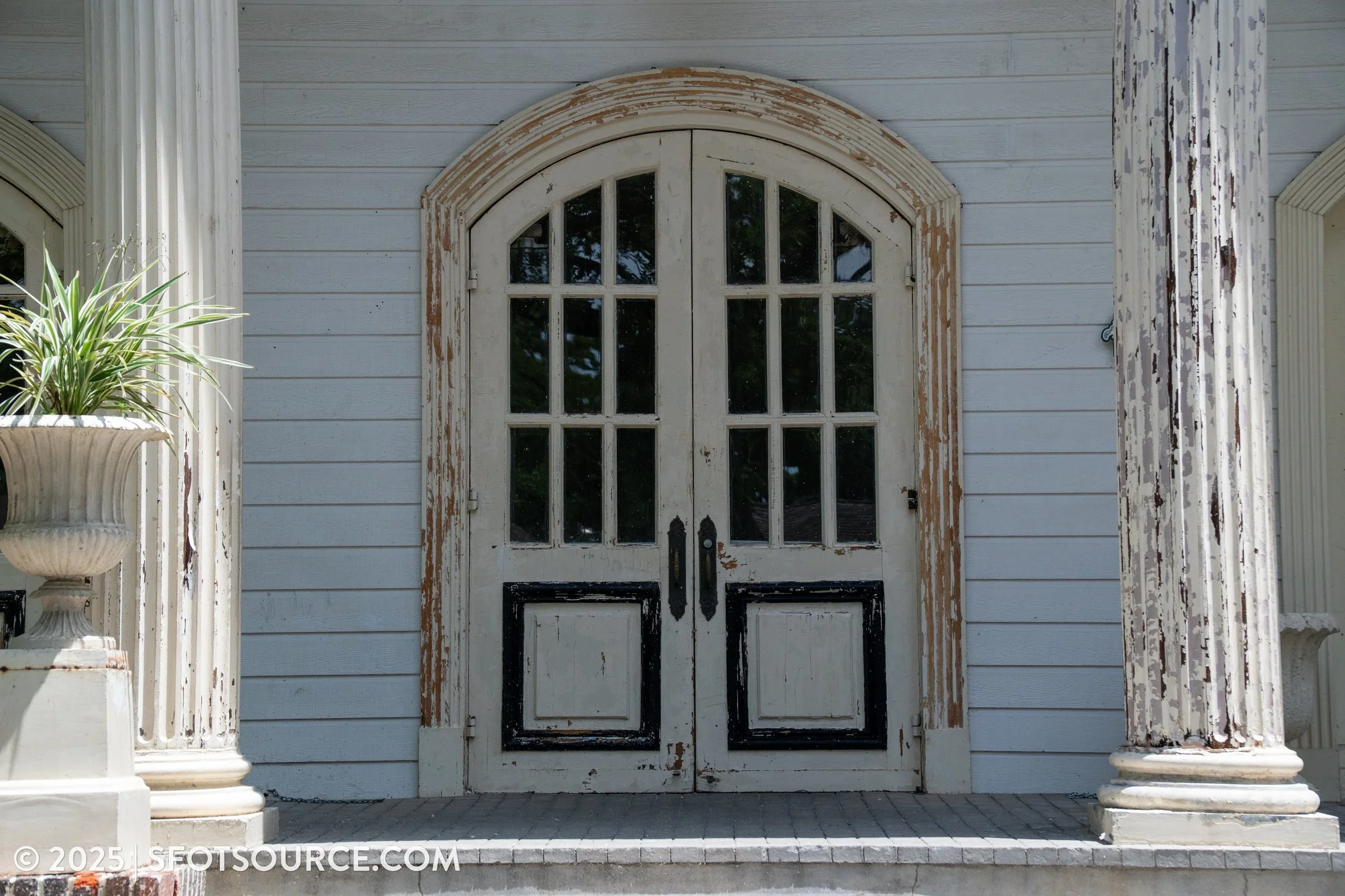 Pillars and doorway trim are undergoing major TLC.