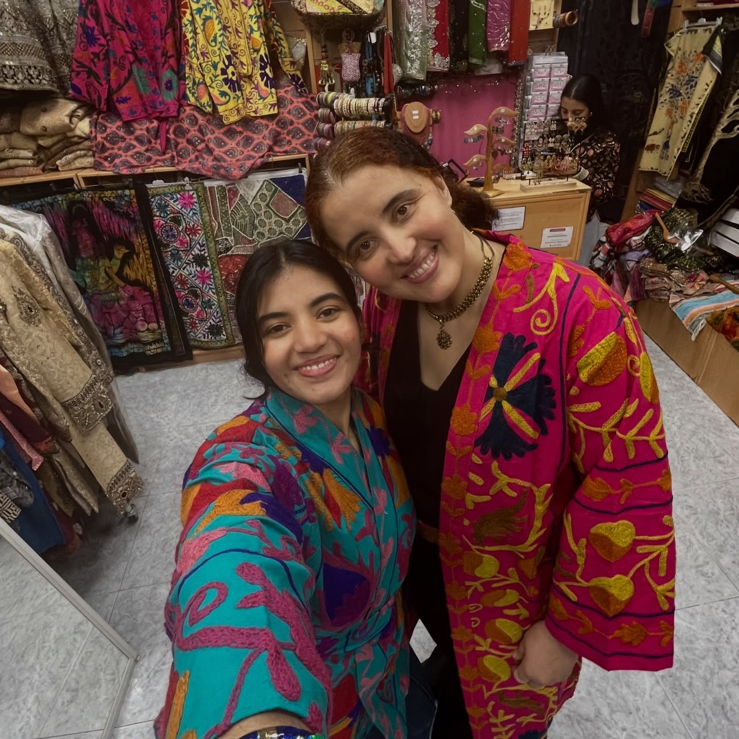 lo sentimos🥺 pero est&aacute;s atrapadx en el universo de tesoritos💫
-
-
-
-
-
-
-
-
-
{ moda, vlog, lifestyle, fashion, vintage, tienda de ropa, small business} #madrid #moda #storytime #whimsical #fashion