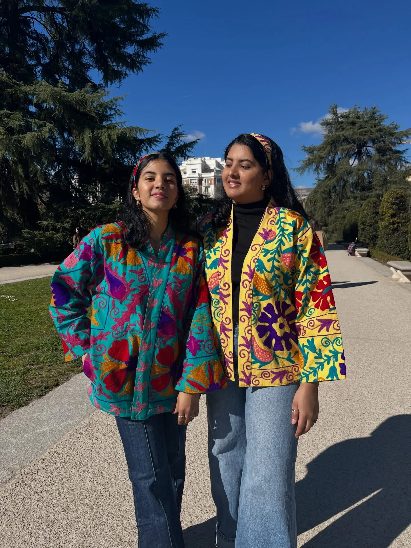 si no te gusta robar el protagonismo😏💋 esto no es para ti 💫

bienvenidx a nuestra colecci&oacute;n de chaquetas y kimonos deslumbrantes vayas por donde vayas✨

💘te gusta ser el centro de atenci&oacute;n🤭??

🦋prontito en web! (ficha tu favorito 