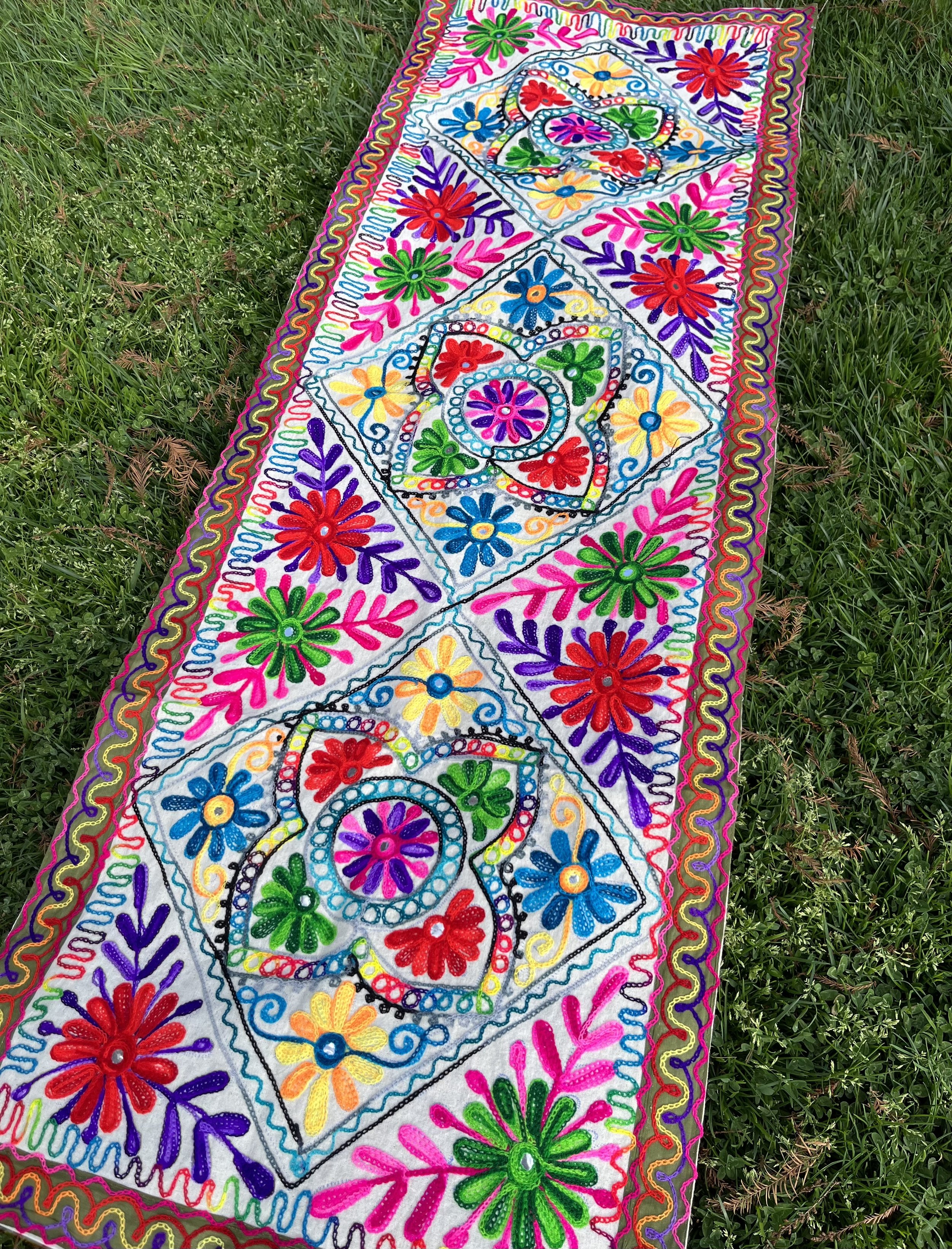 camino bordado Aura ✧˖