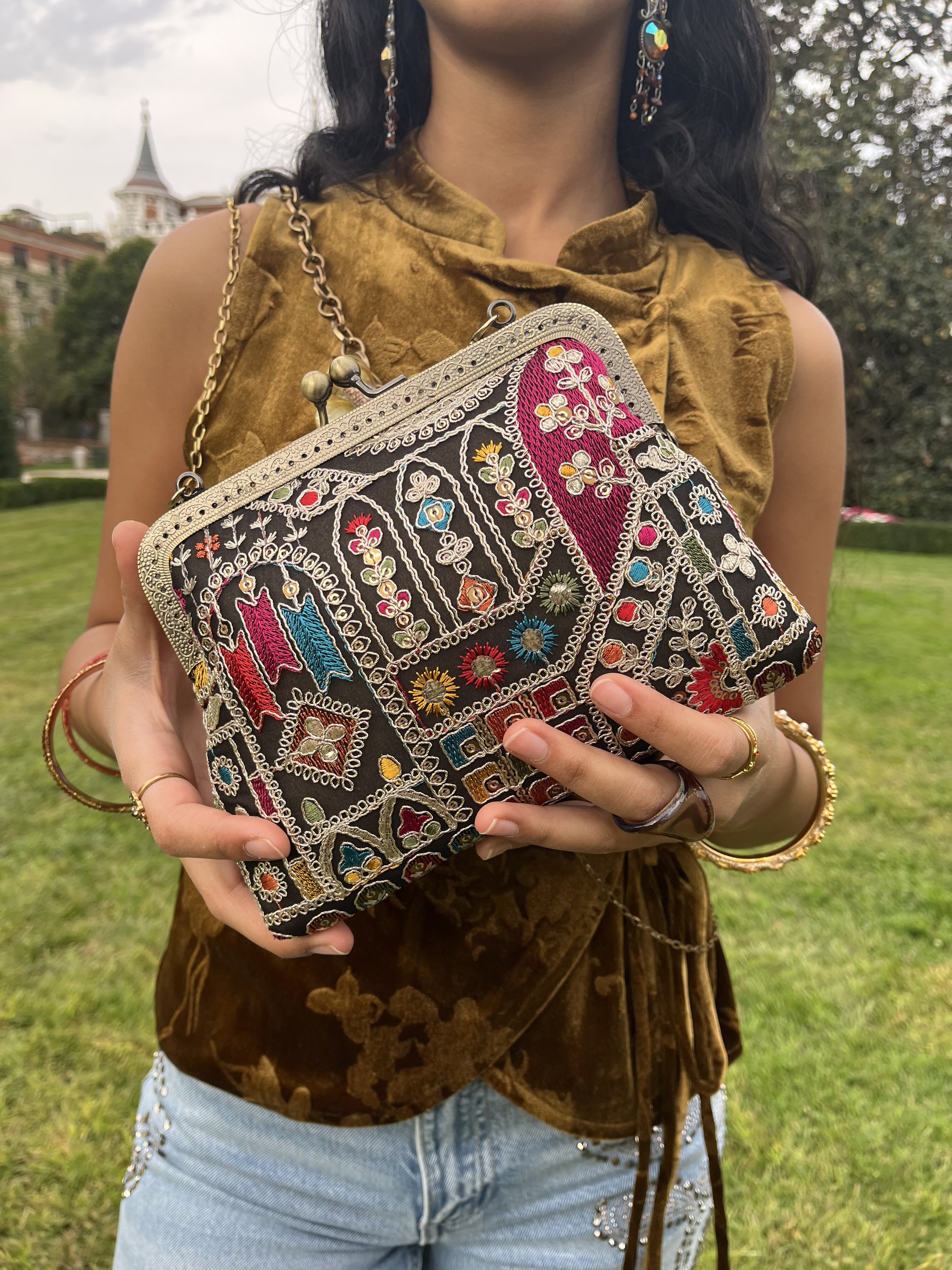 bolso clutch Kai ⟡