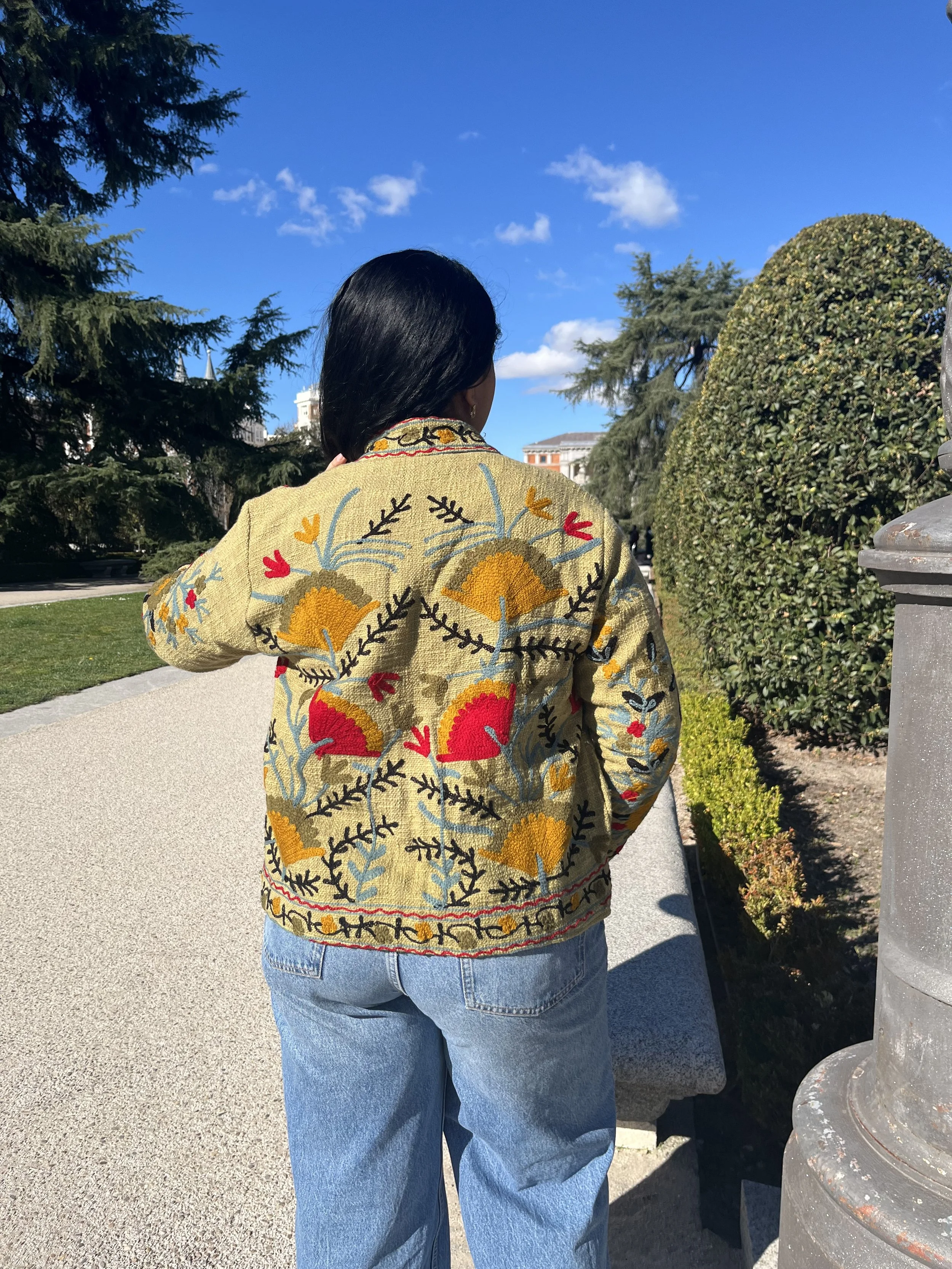 chaqueta bordada Suzanne