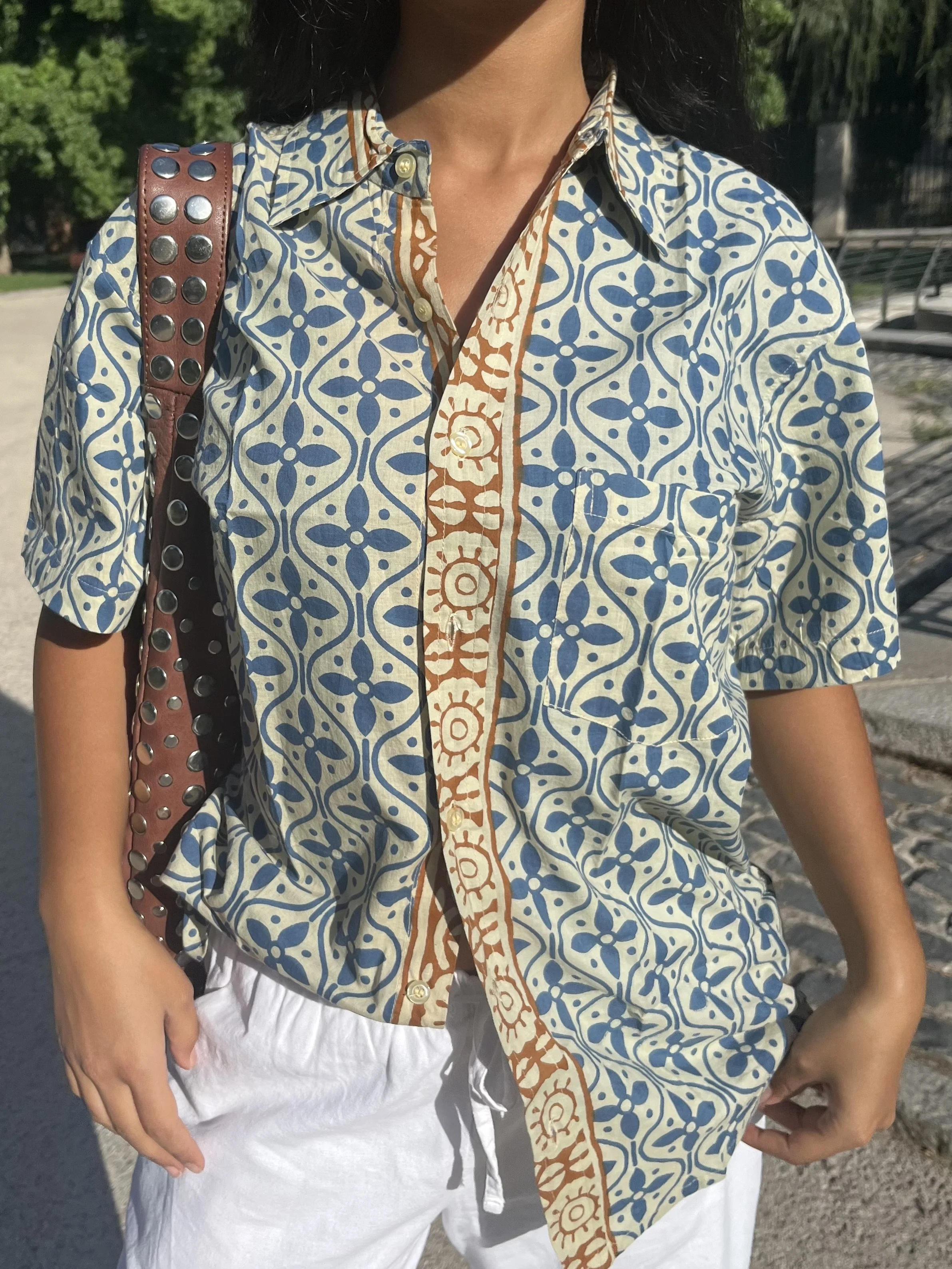 camisa unisex manga corta Leo ᪥