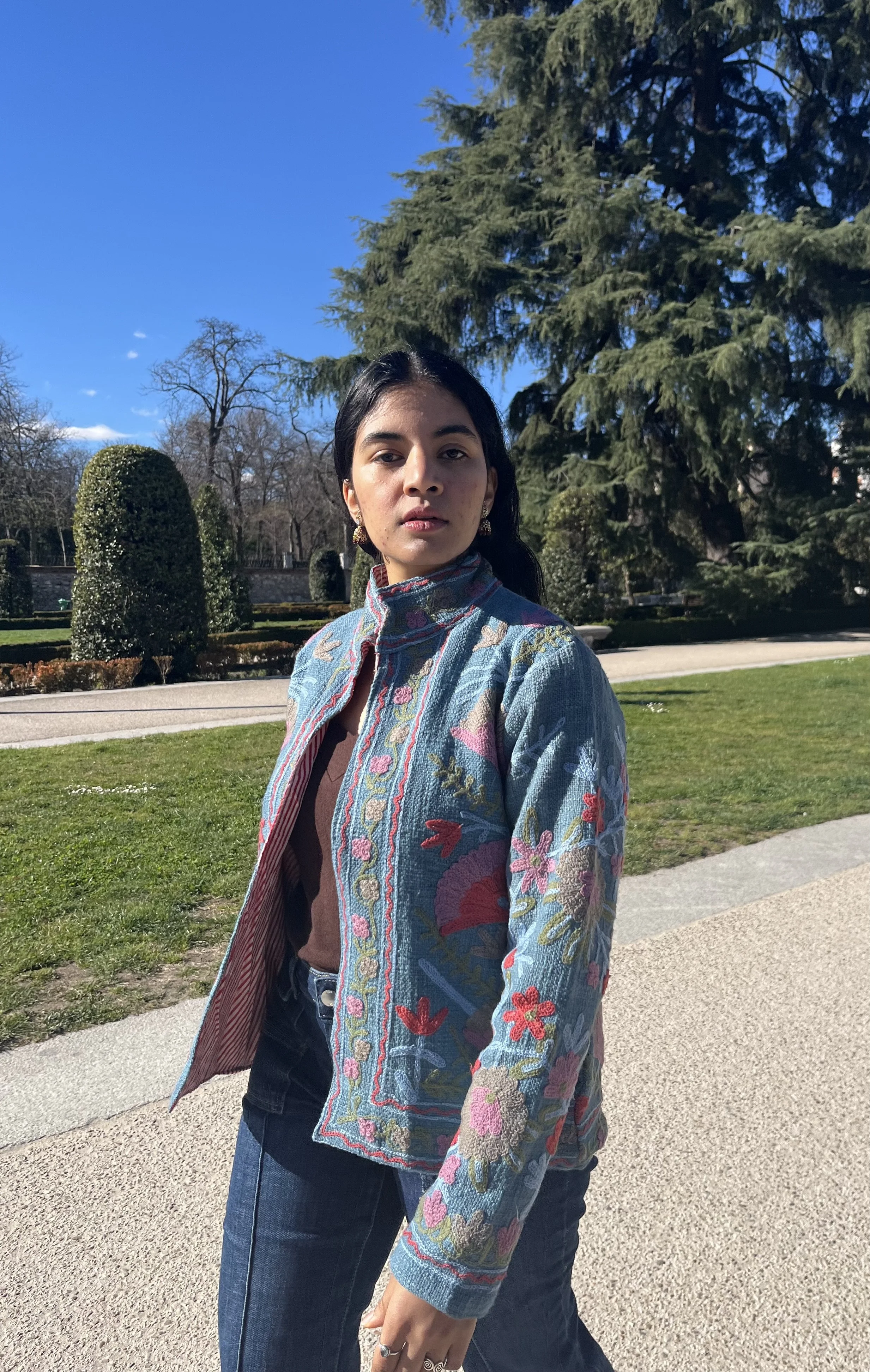 chaqueta bordada Suzanne